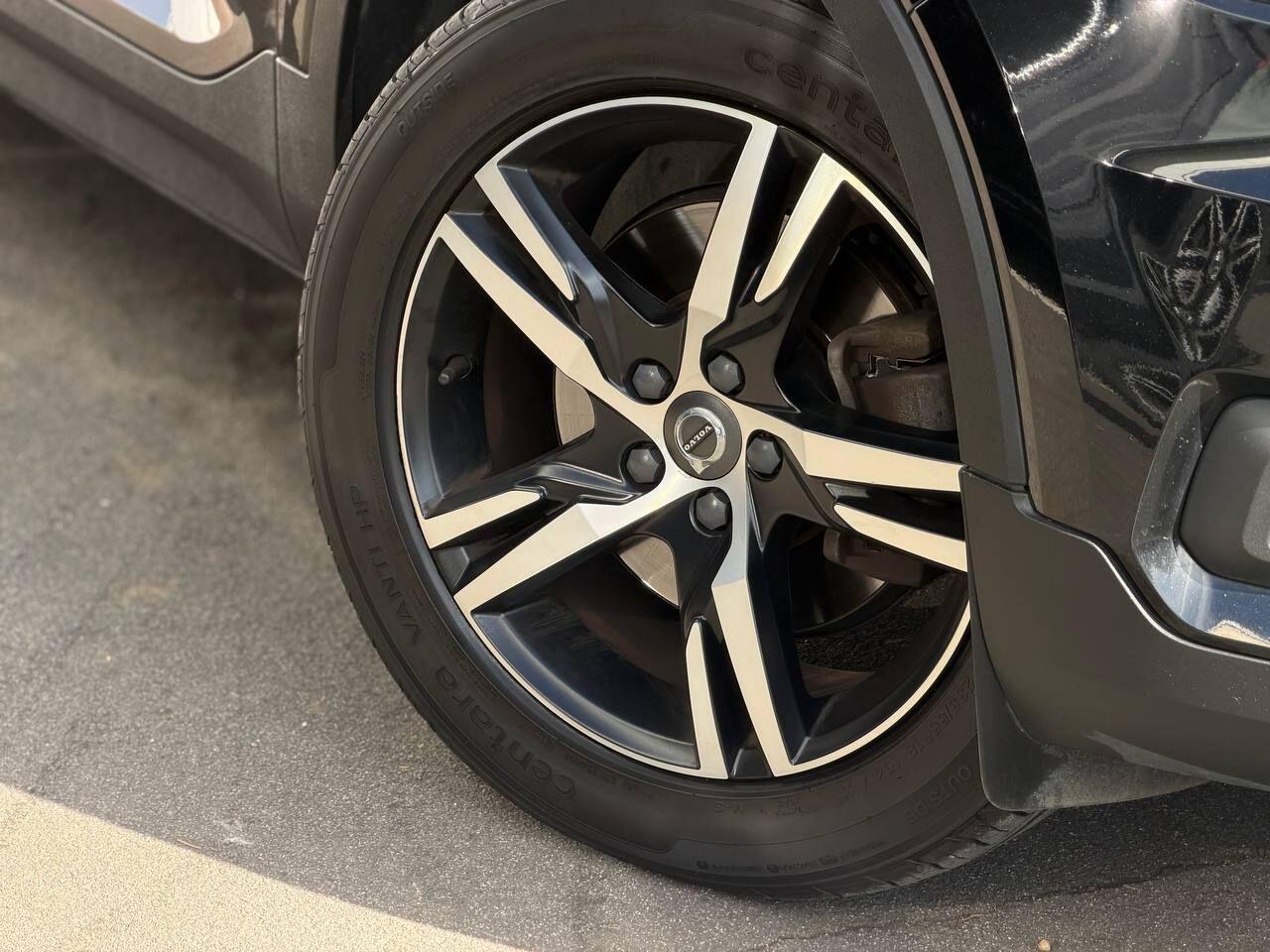 Volvo XC40 view 53