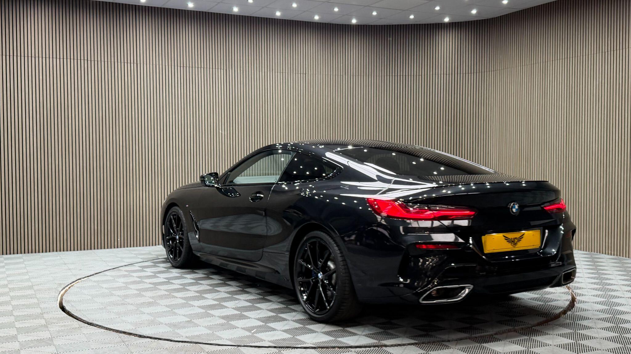 BMW 8 Series view 51
