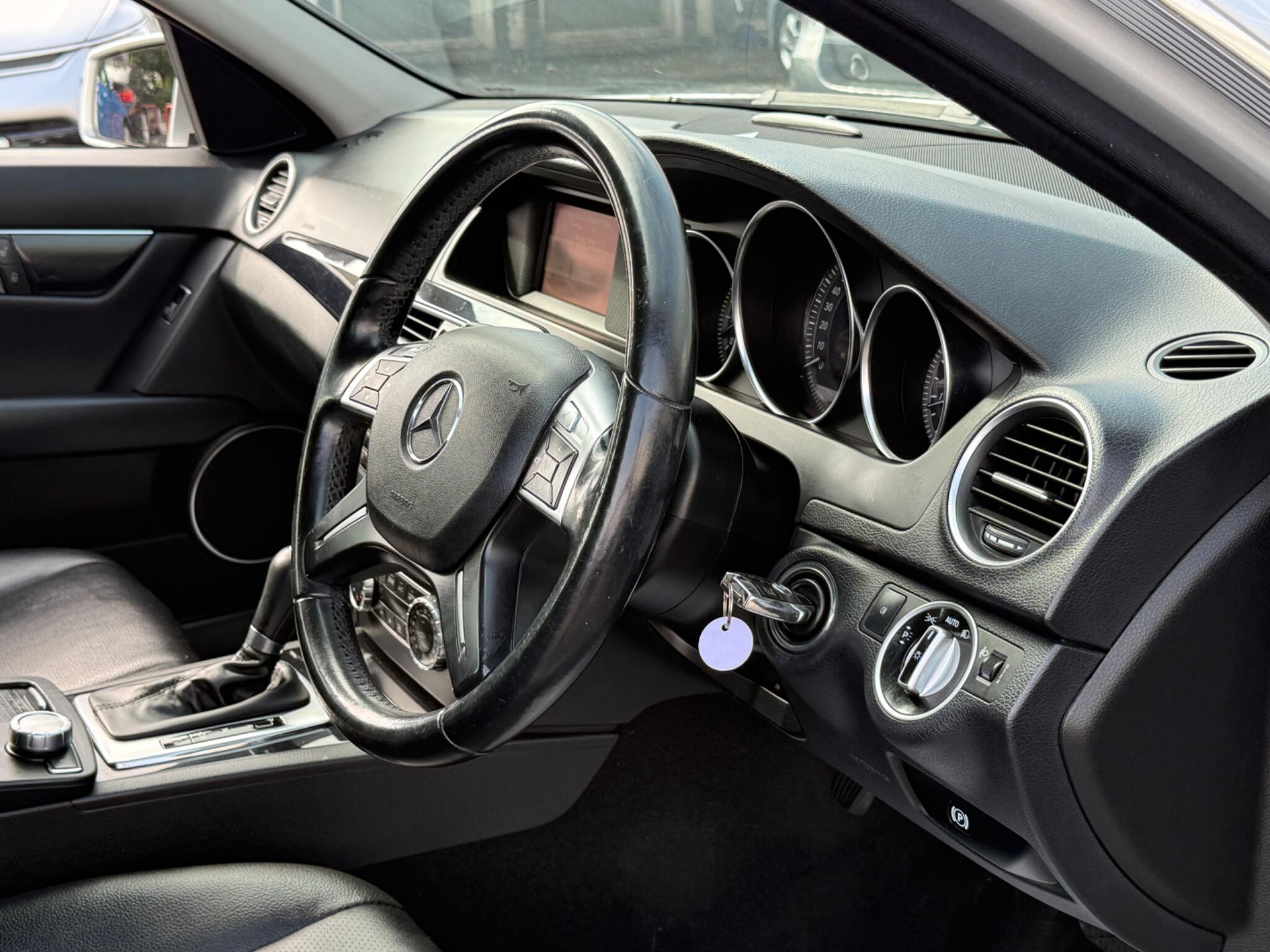 Mercedes-Benz C Class - Image 33