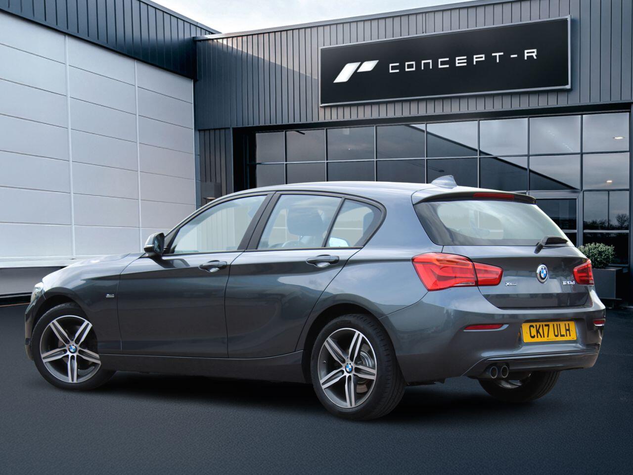 BMW 1 Series view 2