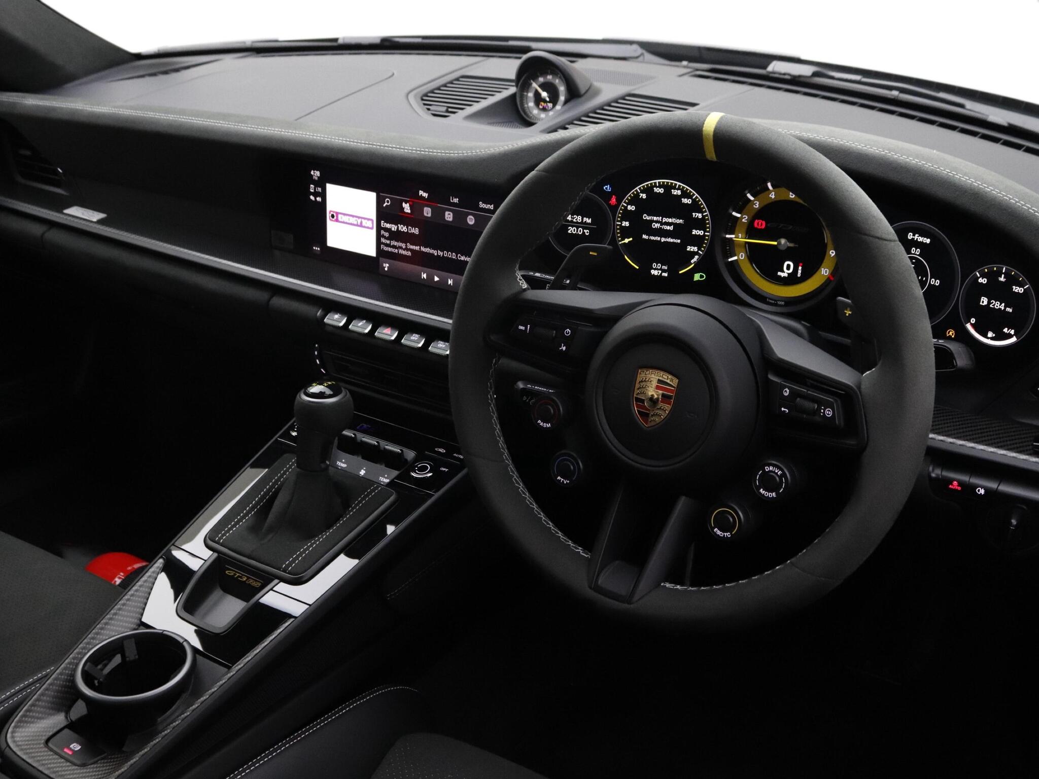 Porsche 911 view 9