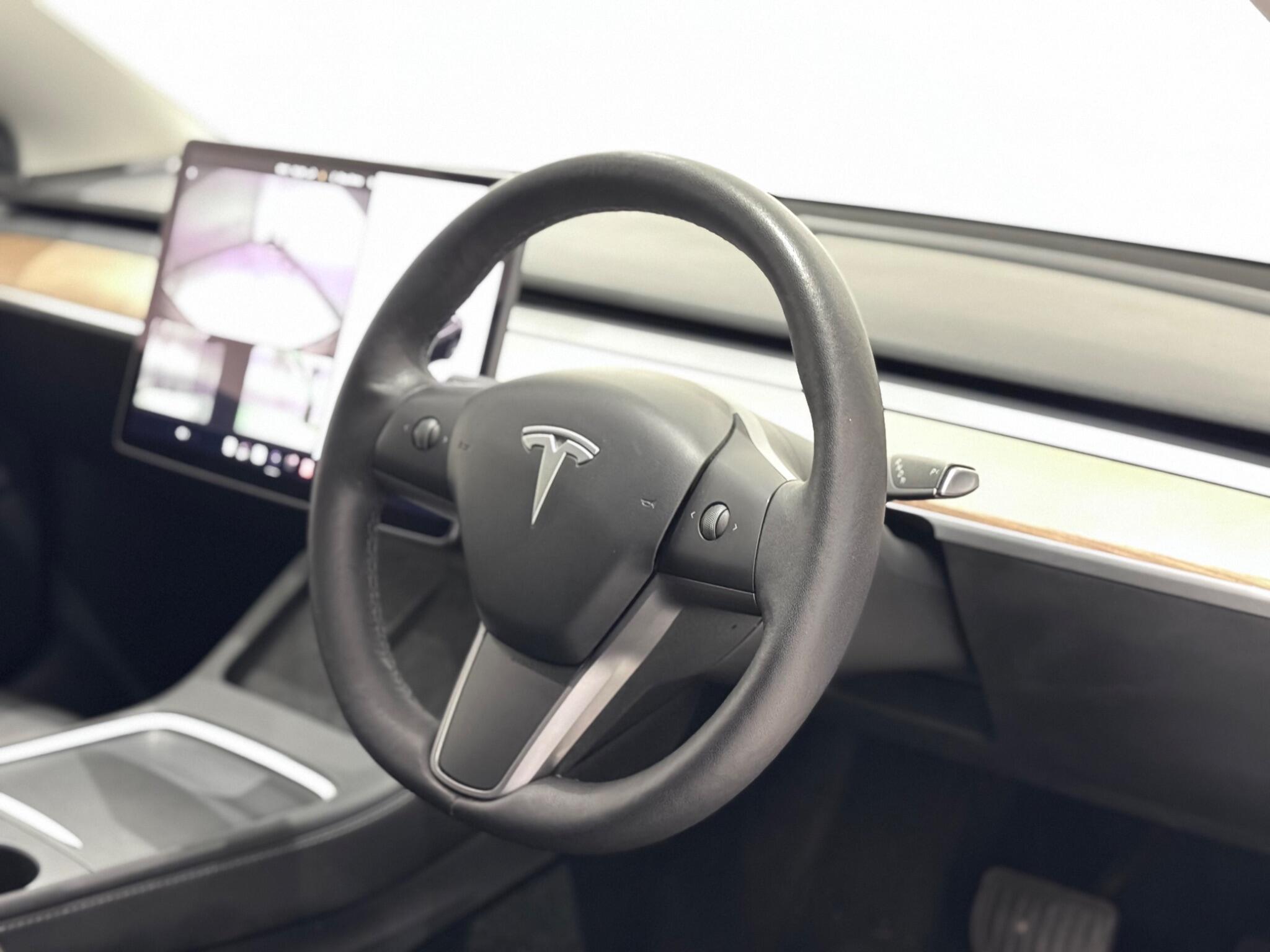 Tesla Model 3 view 13