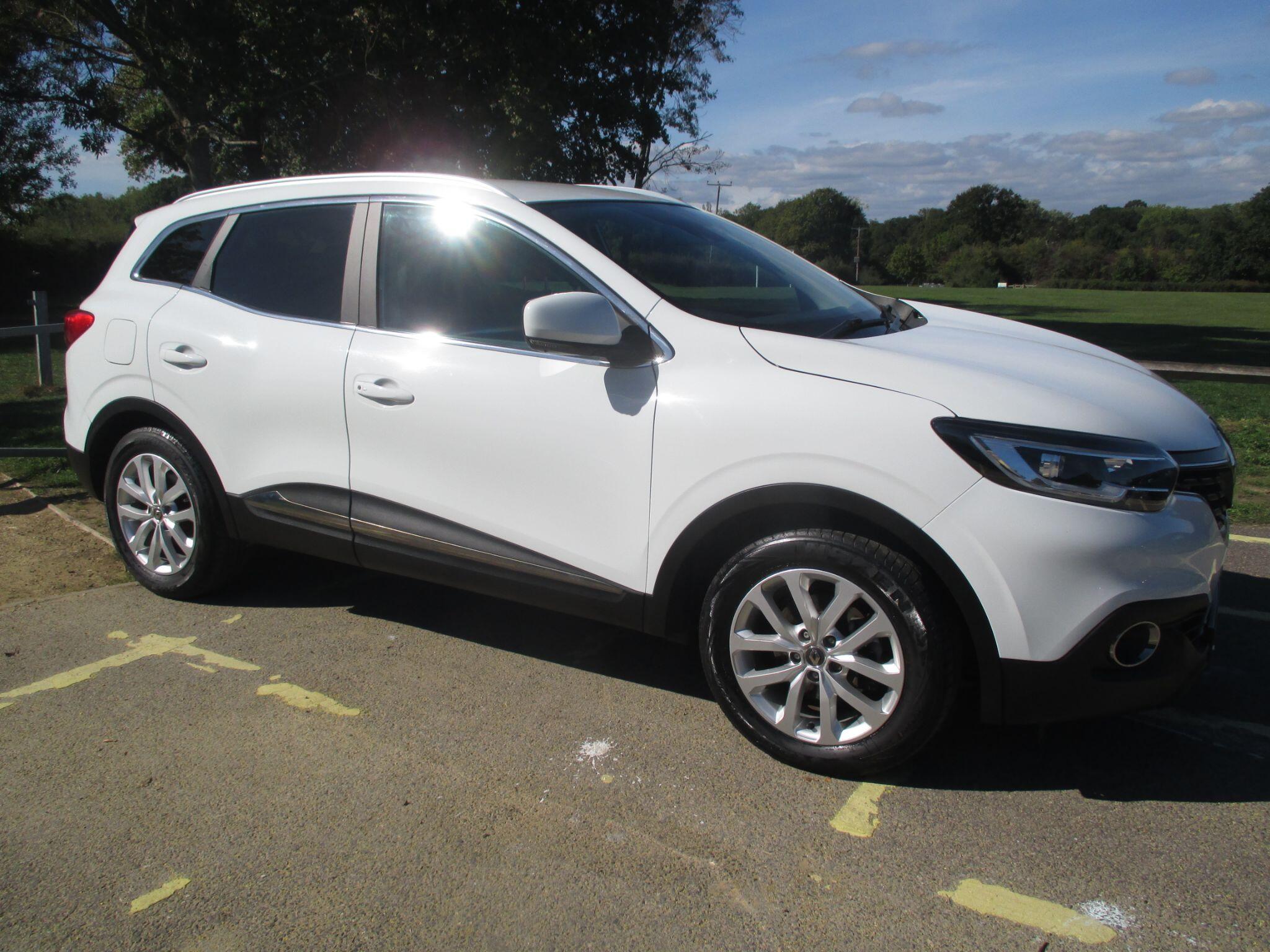 Renault Kadjar view 3