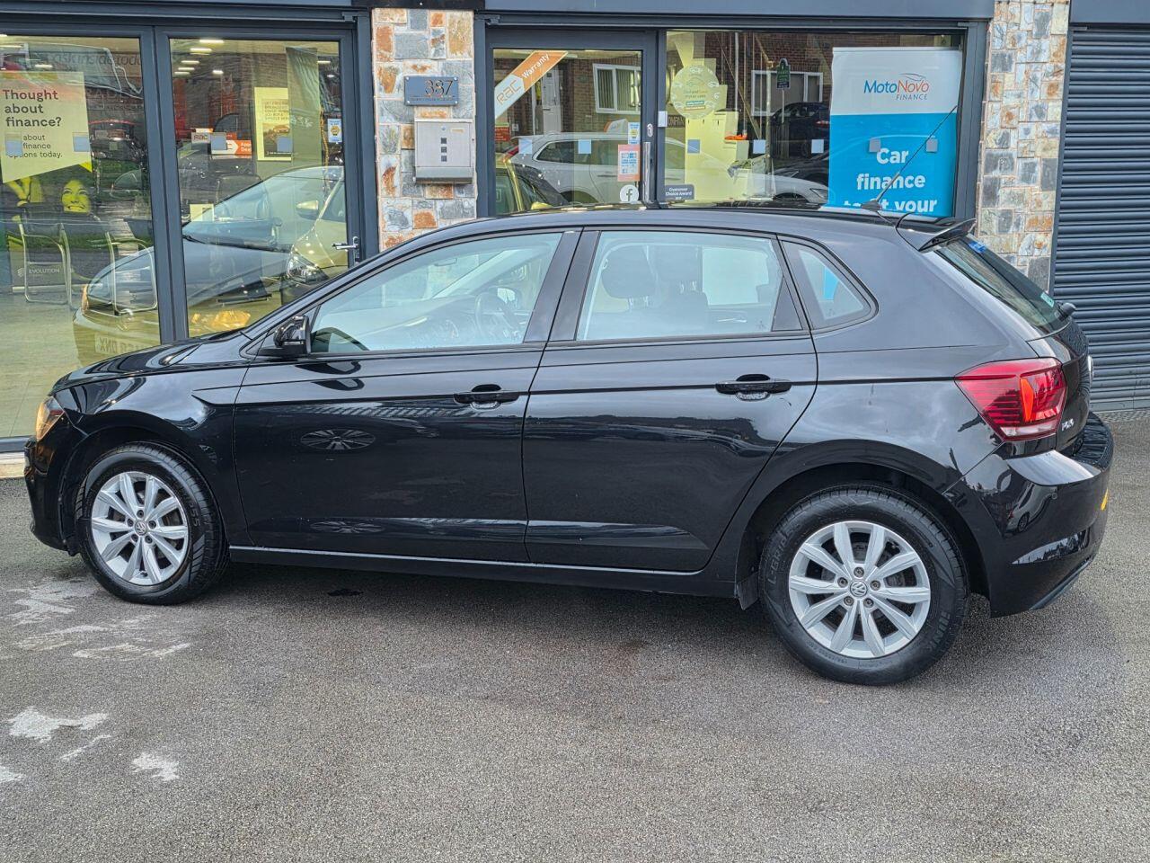 Volkswagen Polo view 18