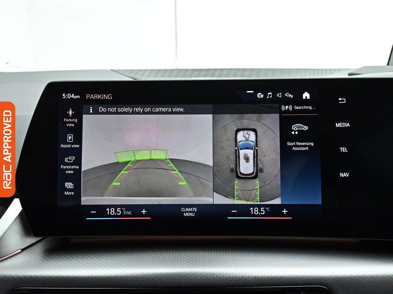 BMW 2 Series view 3