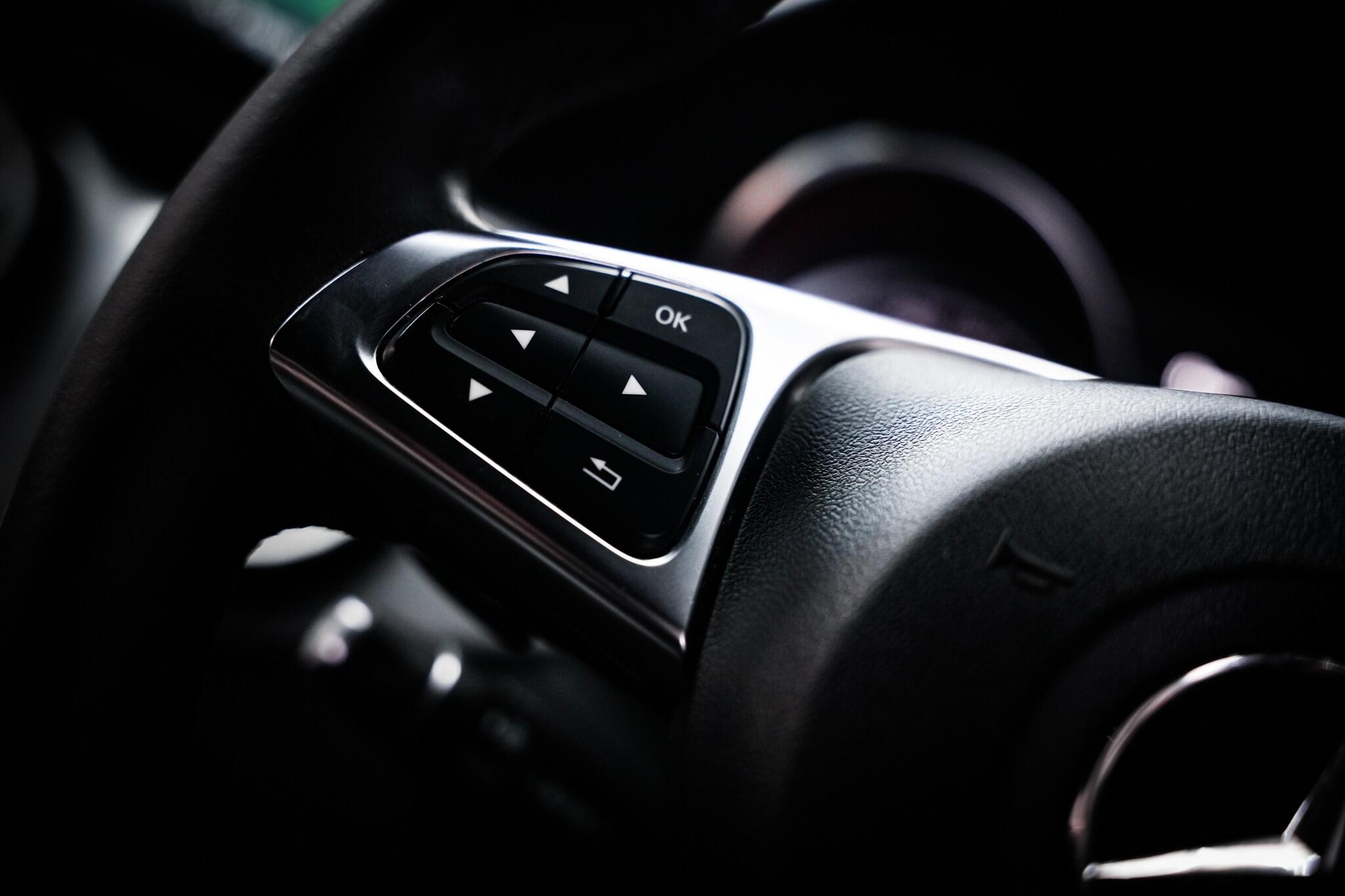 Mercedes-Benz Gla view 44
