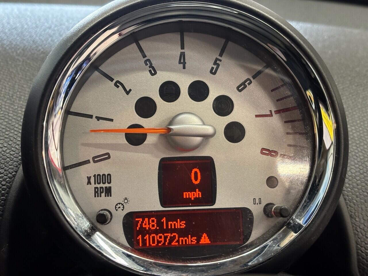 MINI Countryman view 39