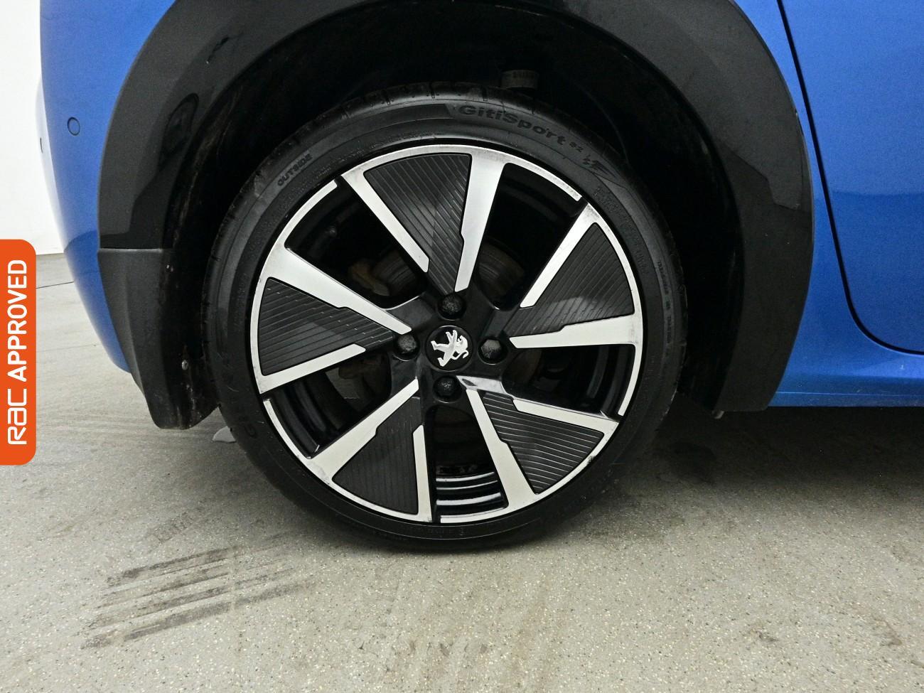 Peugeot E-208 view 15