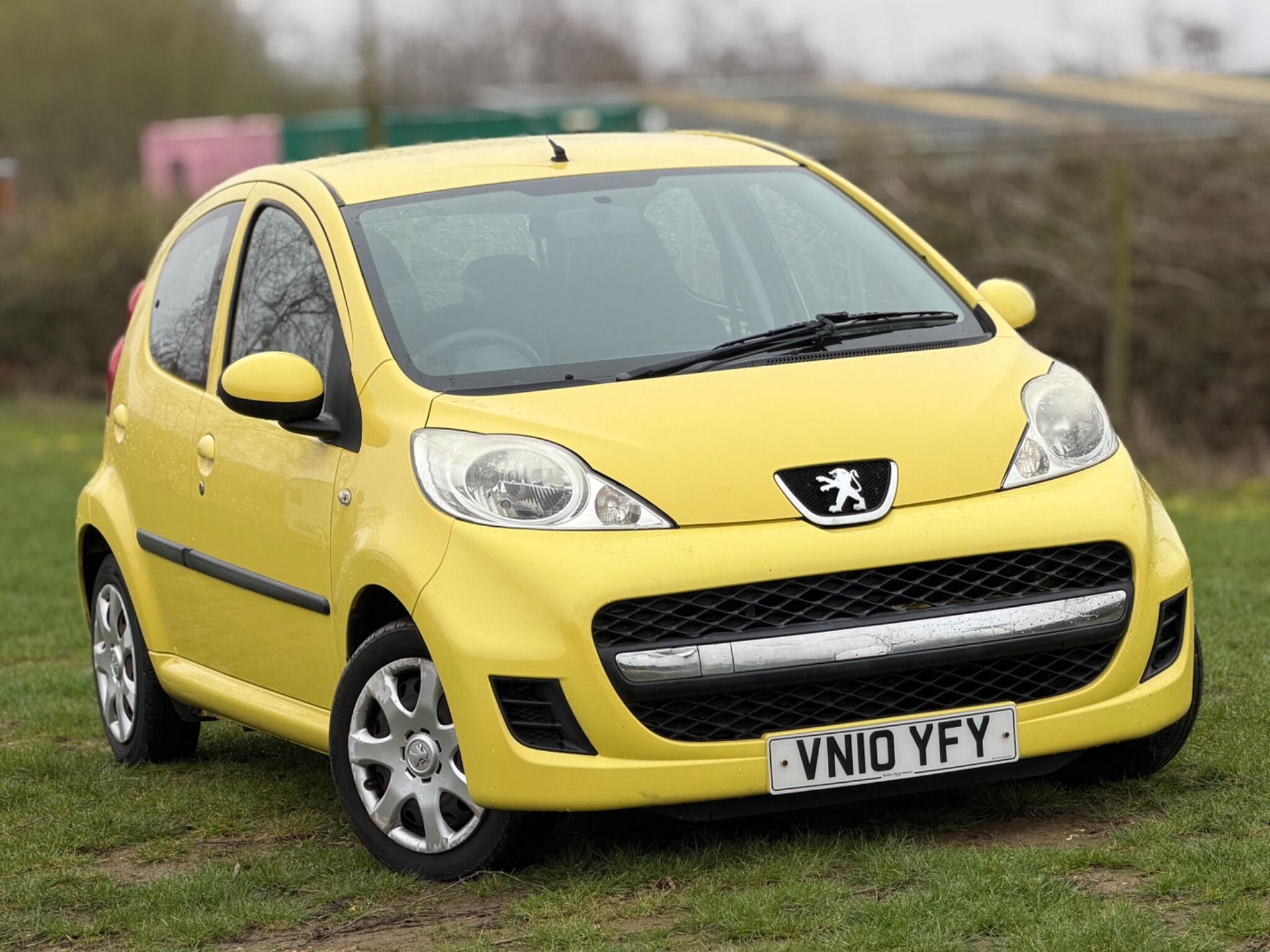 2010 Peugeot 107 1.0 12V Urban Euro 4 5dr image 6