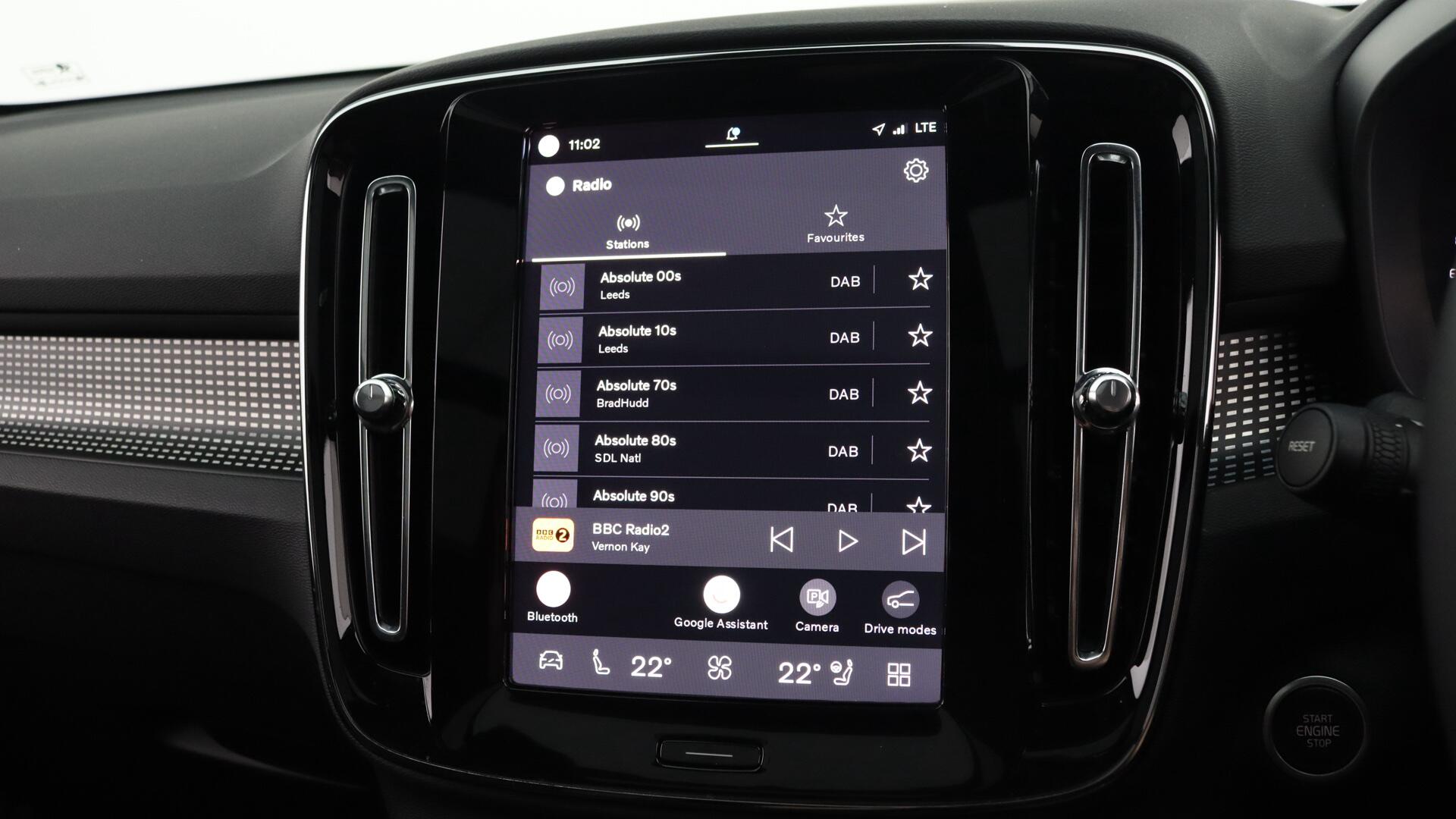 Volvo XC40 view 38