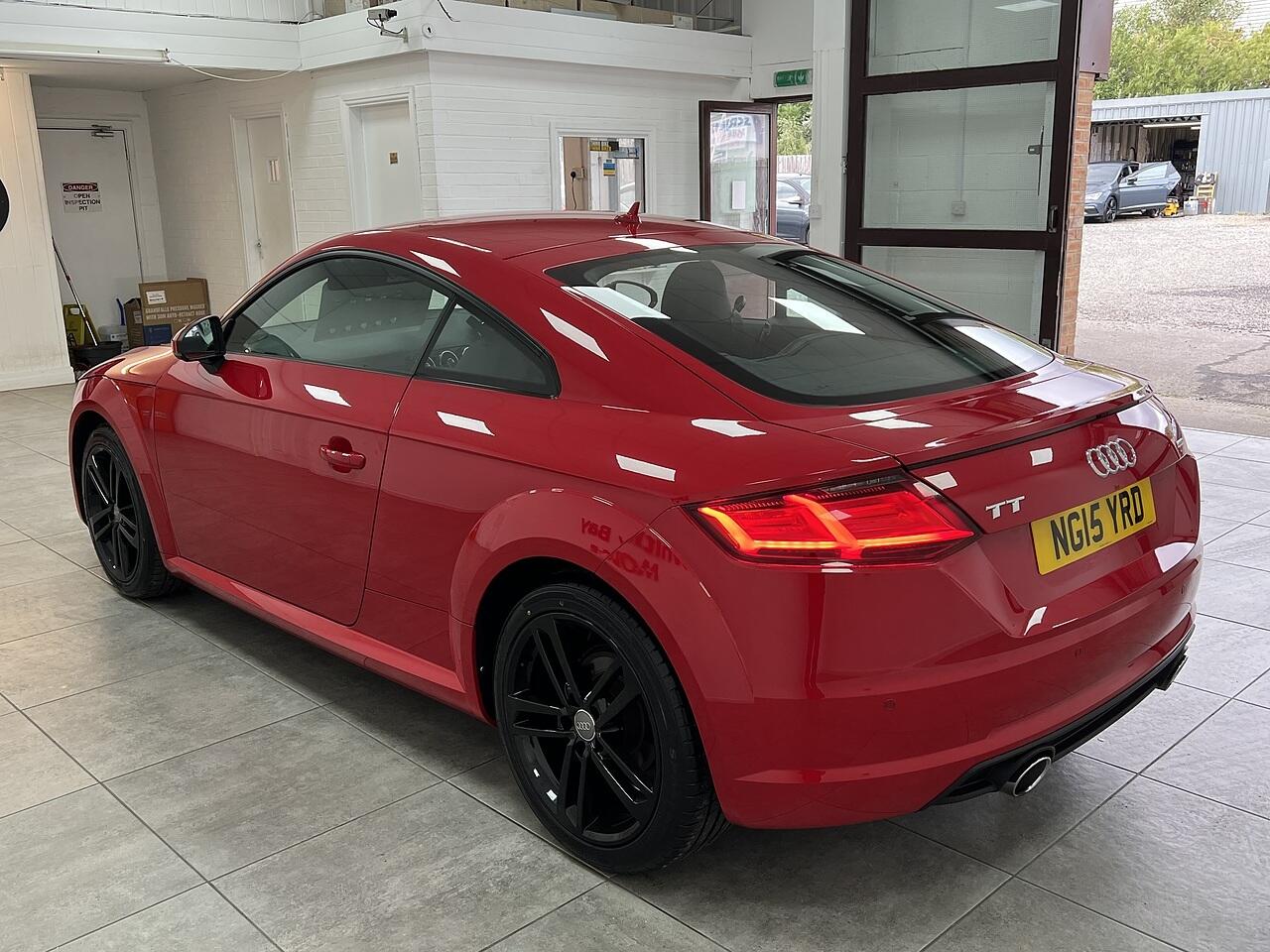 Audi TT view 5