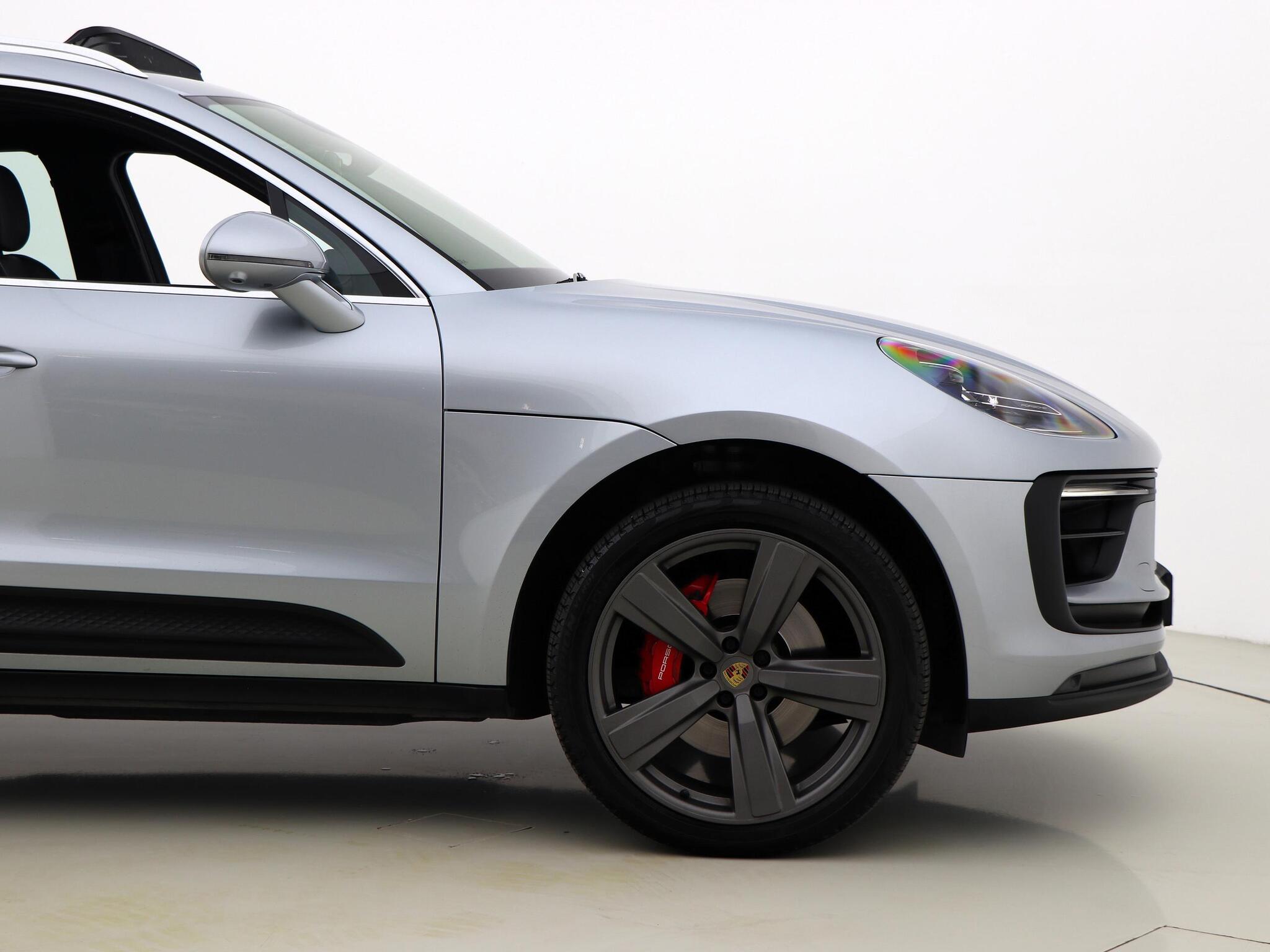Porsche Macan view 19