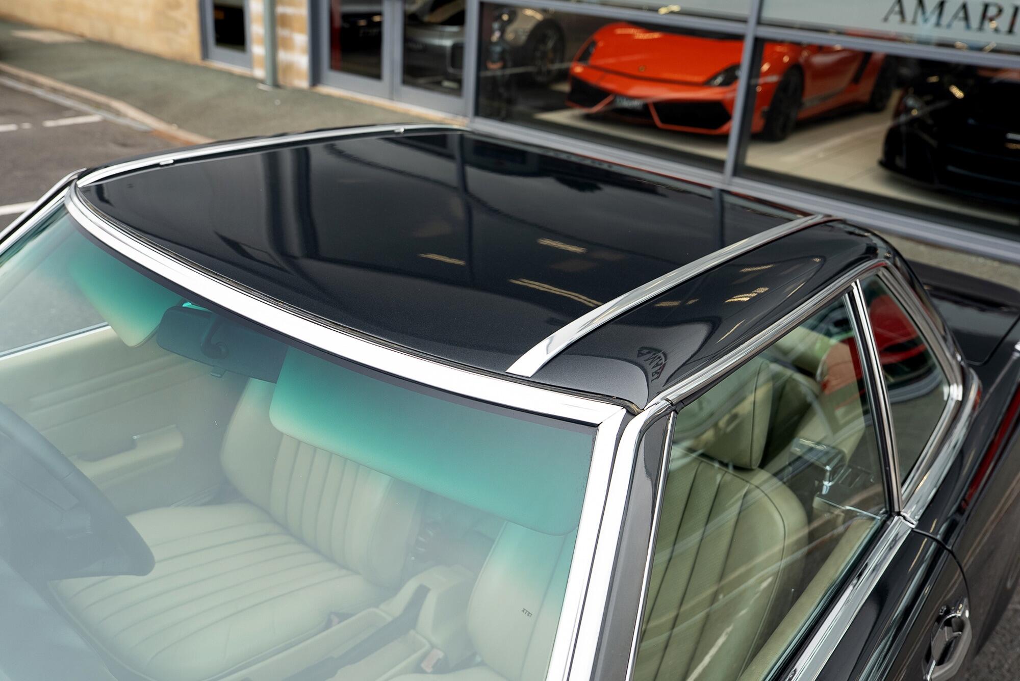 Mercedes-Benz 500 SL view 54