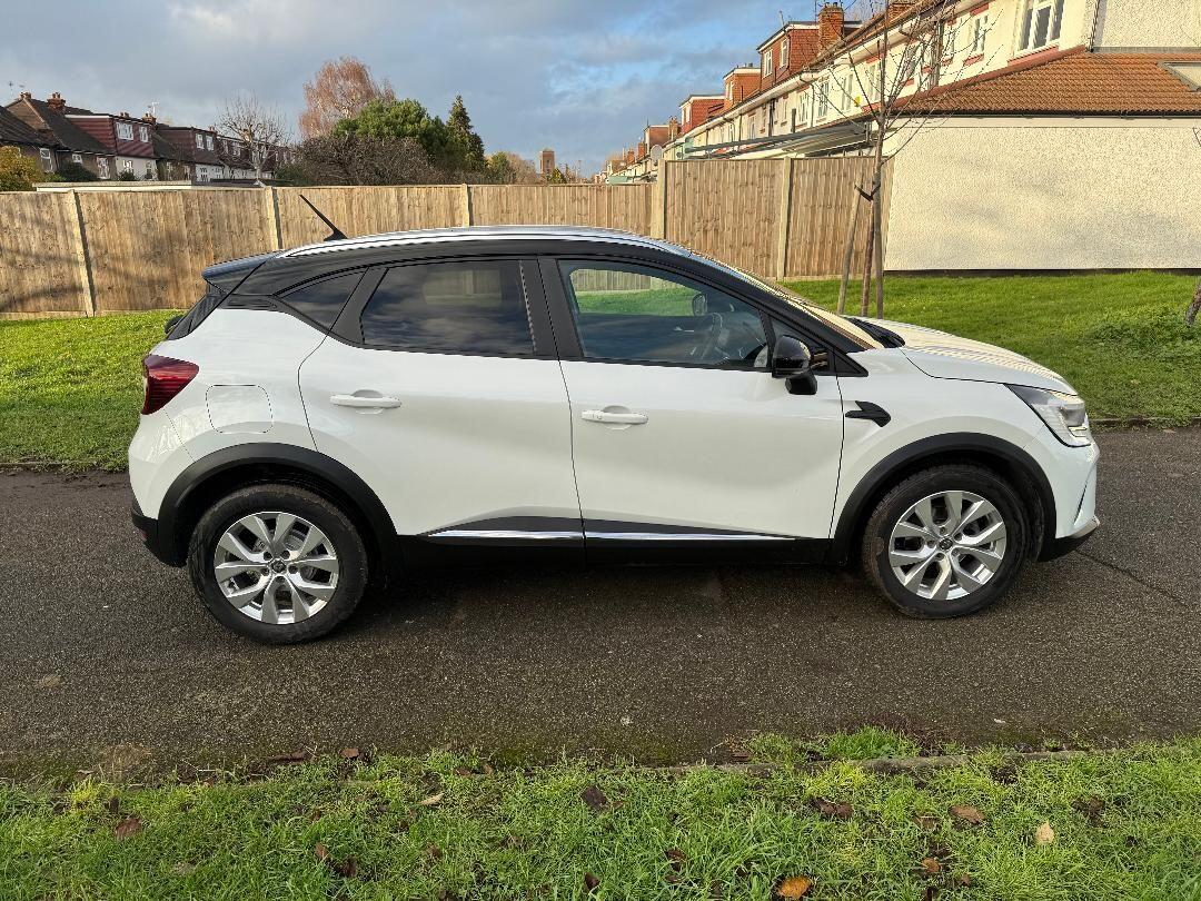 2021 Renault Captur 1.3 TCe Iconic EDC Euro 6 (s/s) 5dr • 36,000 miles image 7