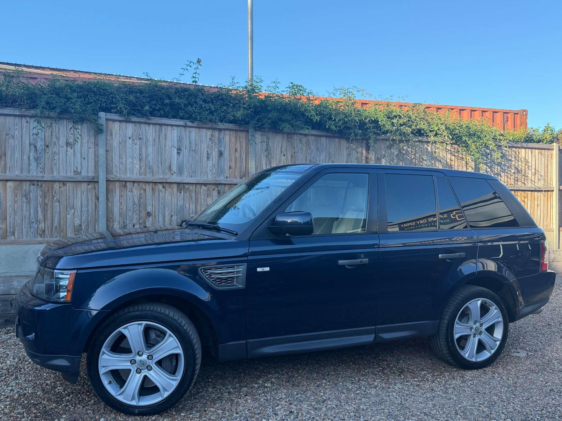 Land Rover Range Rover Sport view 5