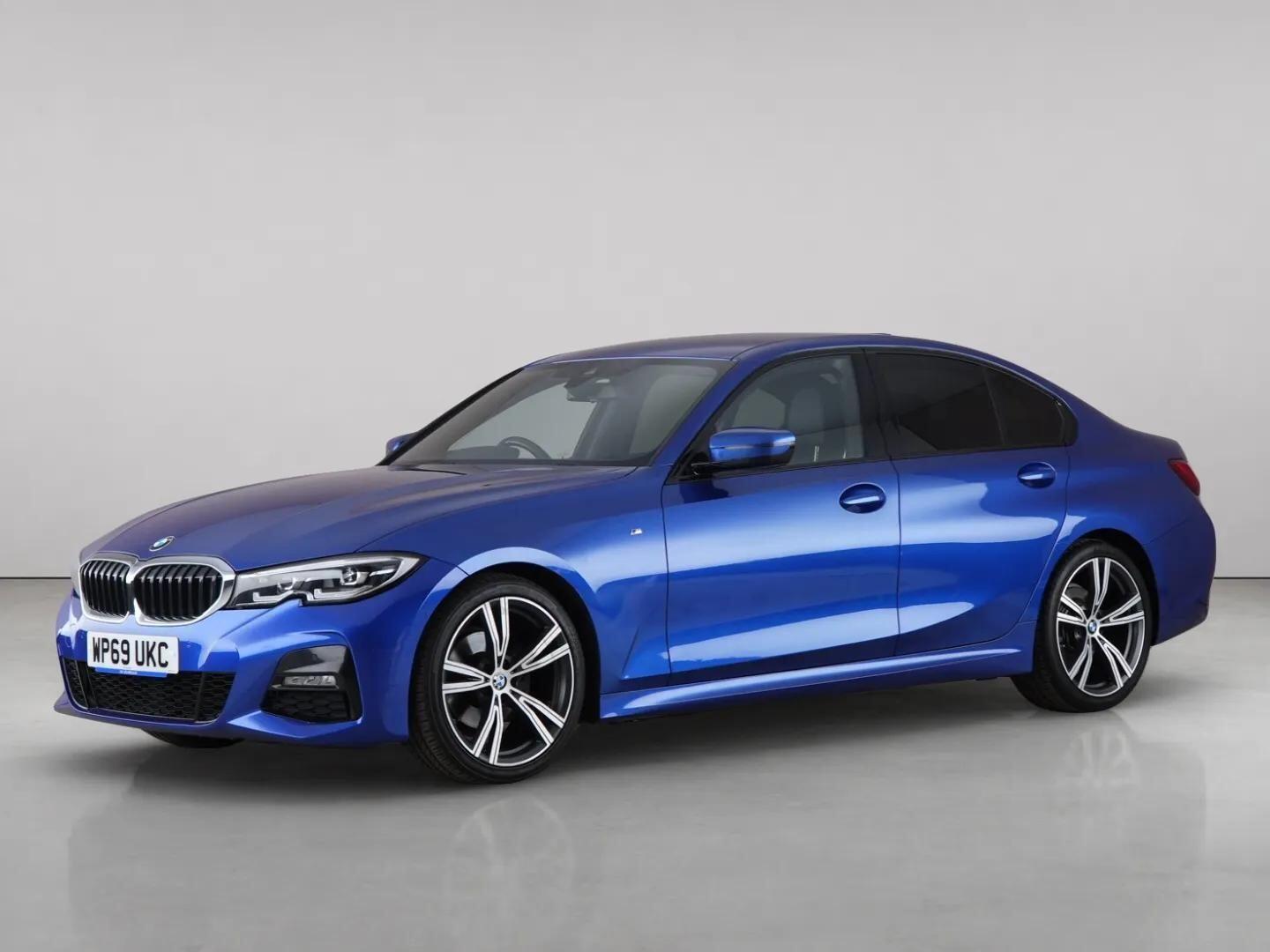 BMW 3 Series view 2