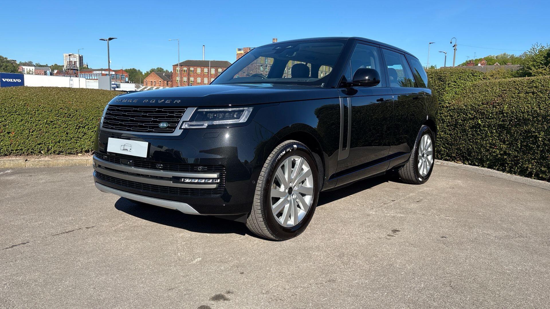 Land Rover Range Rover view 3