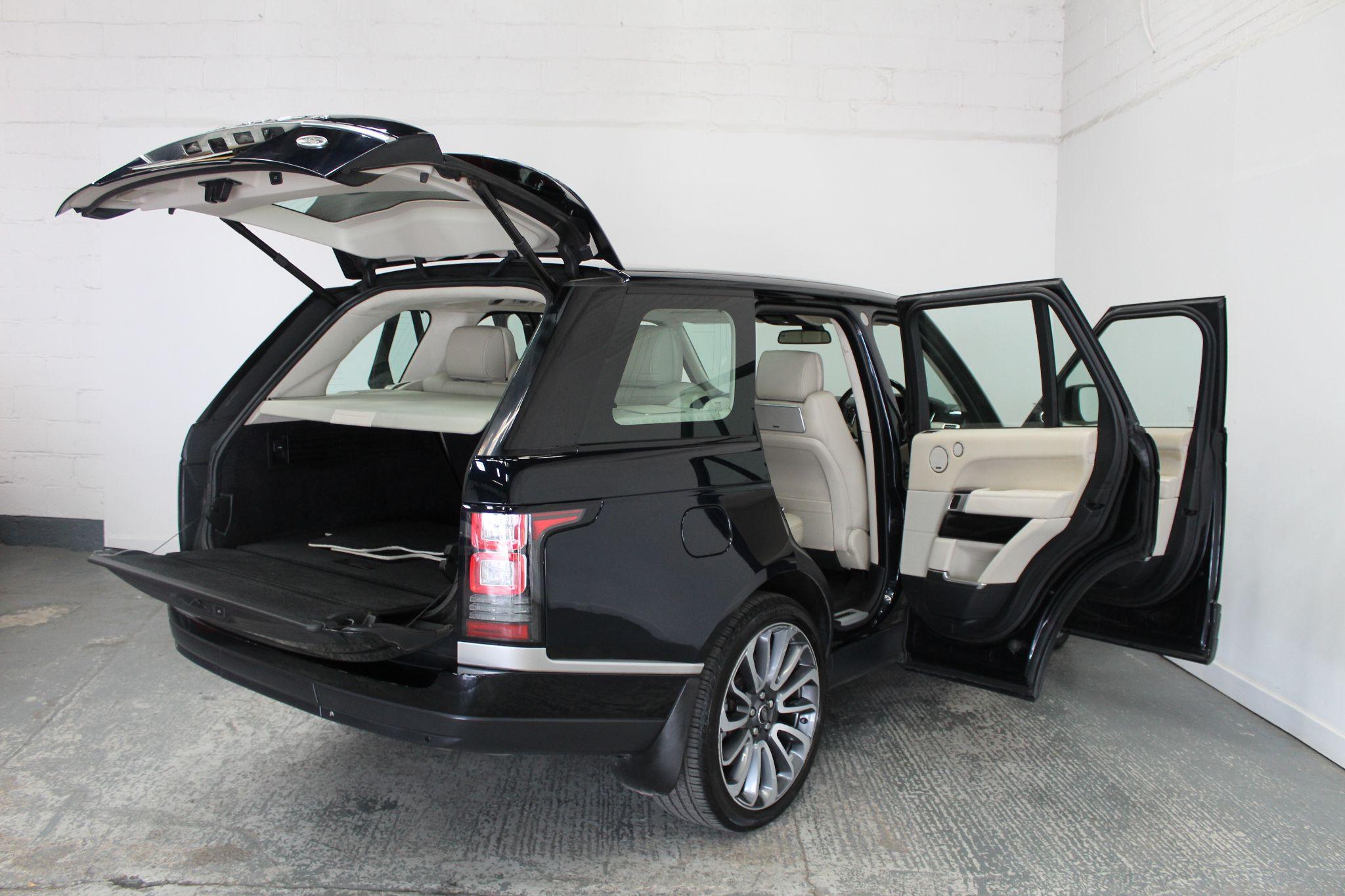 Land Rover Range Rover view 24