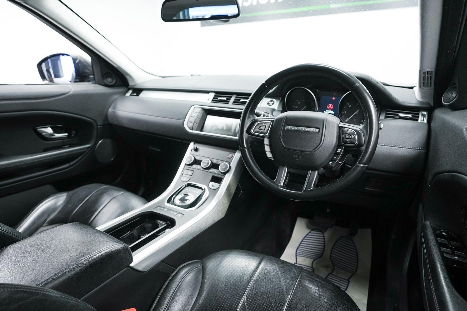 Land Rover Range Rover Evoque view 6