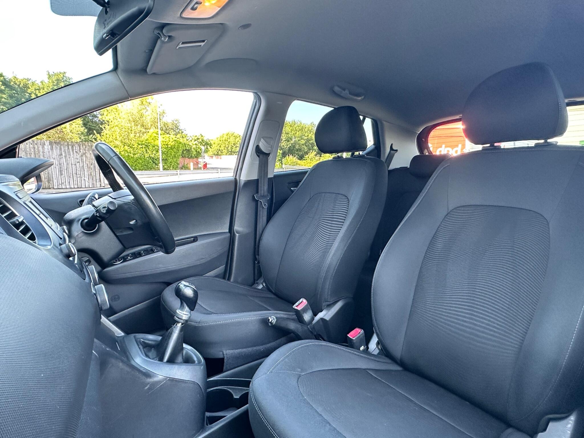 Hyundai I10 view 30