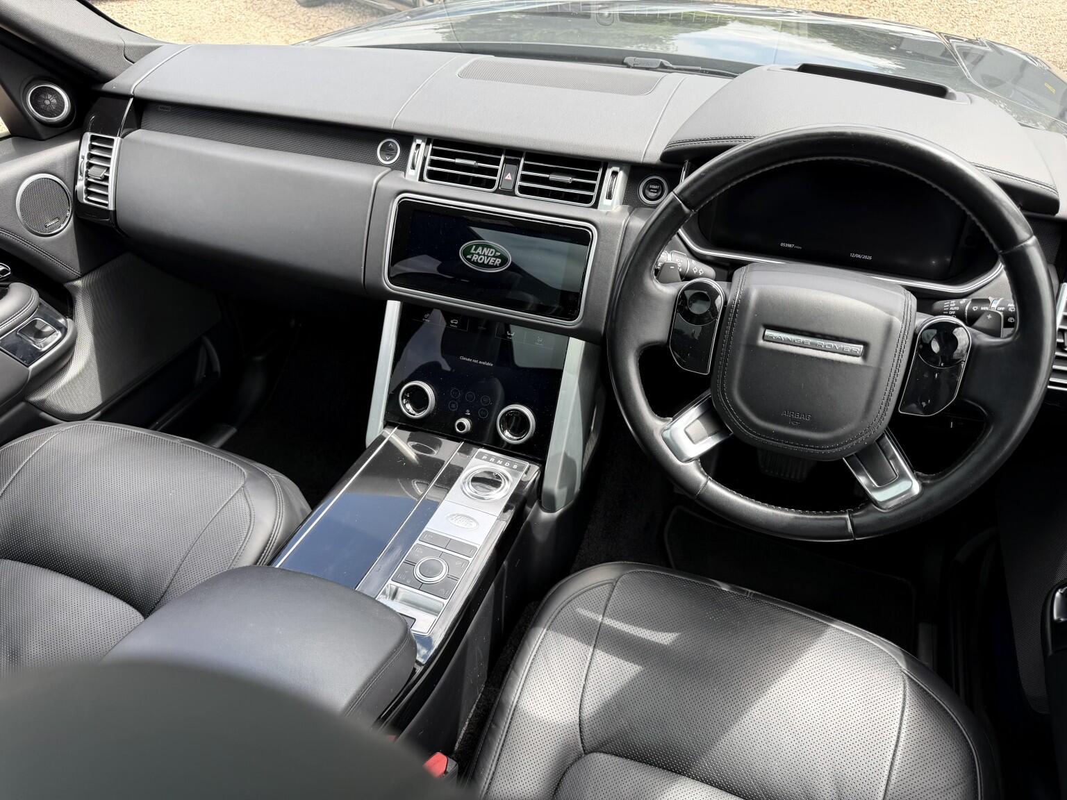 Land Rover Range Rover view 14