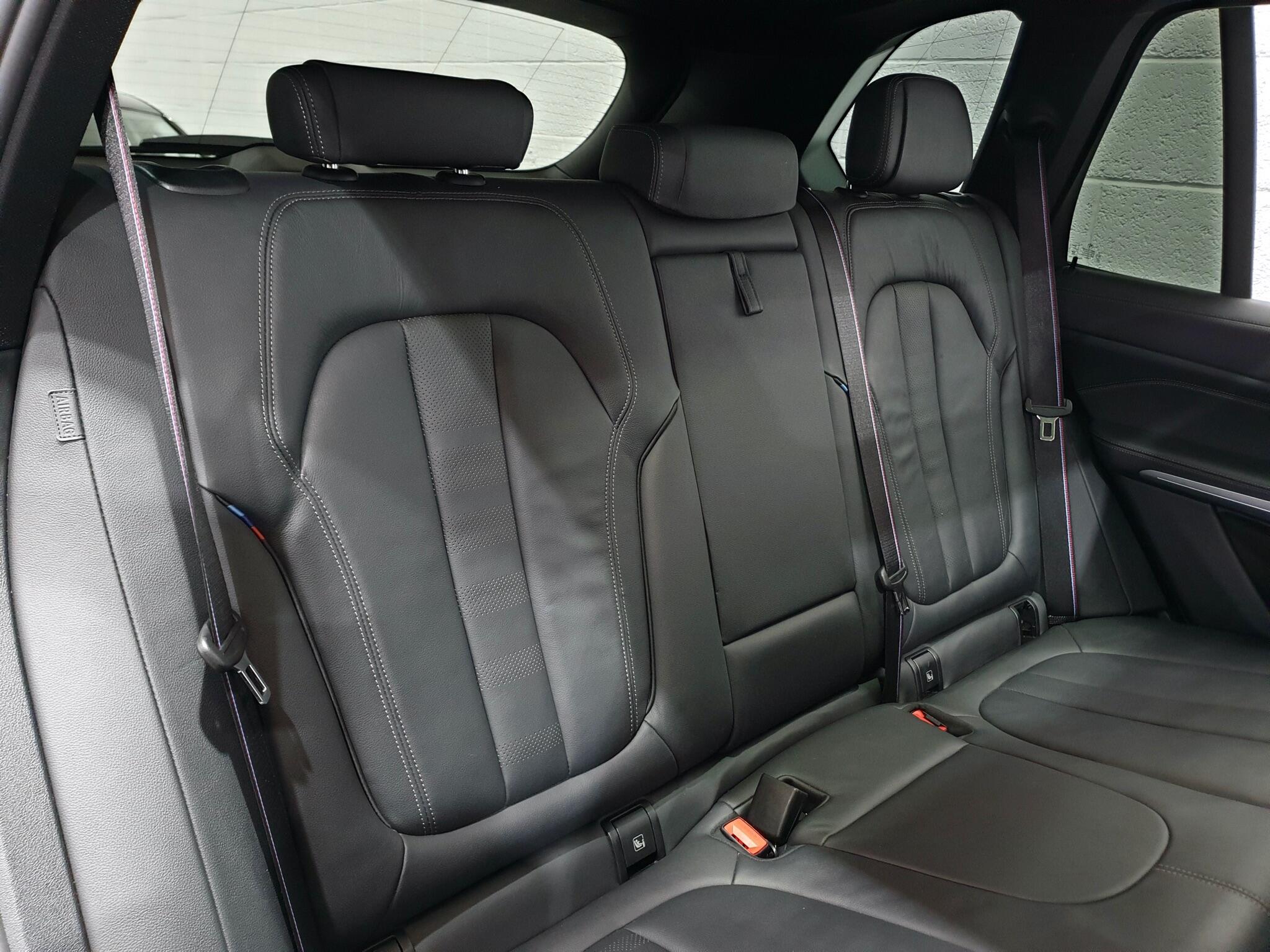 BMW X5 view 50