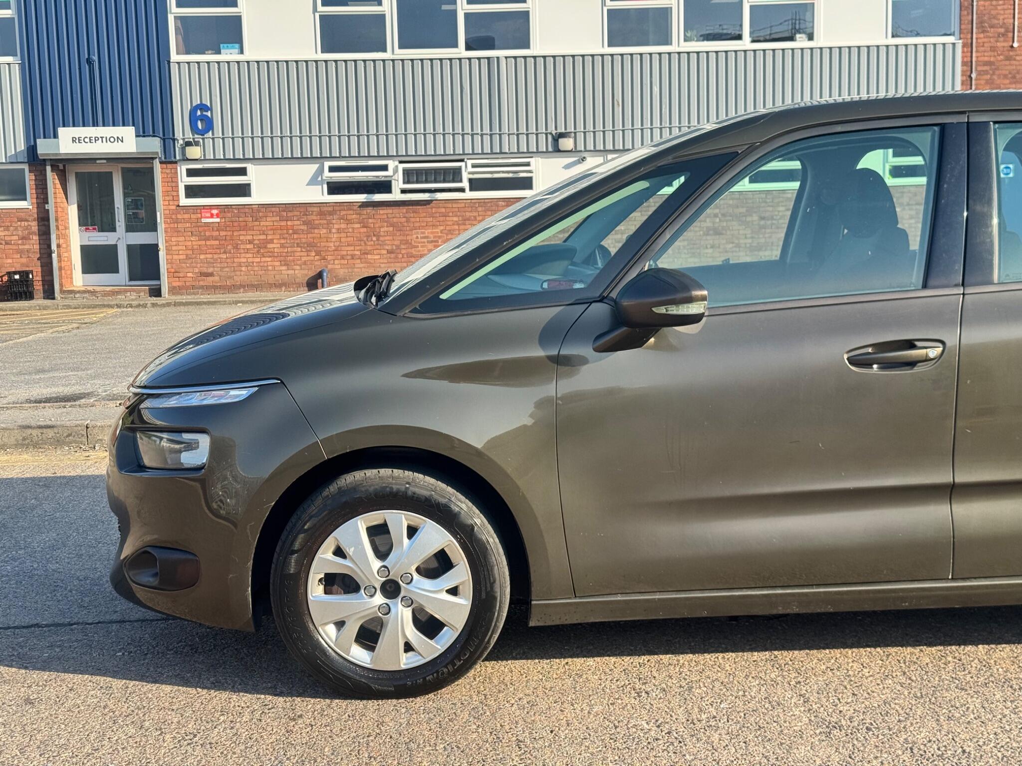 Citroen C4 Picasso view 52