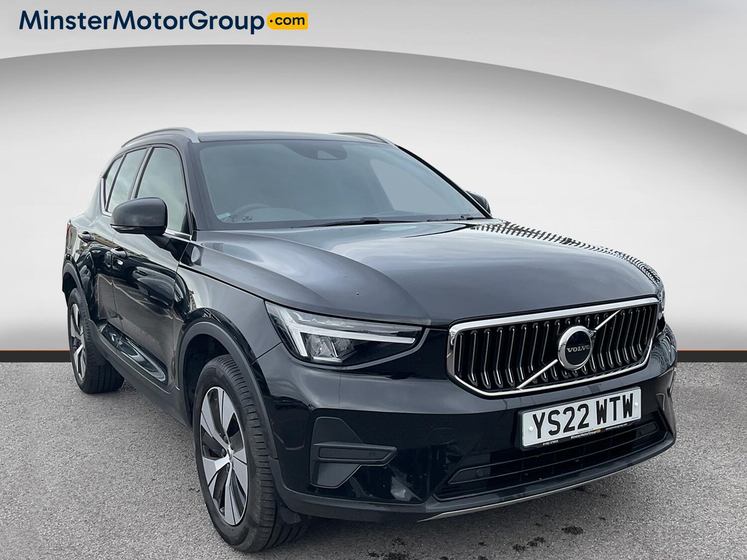 2022 Volvo XC40 in Black for sale