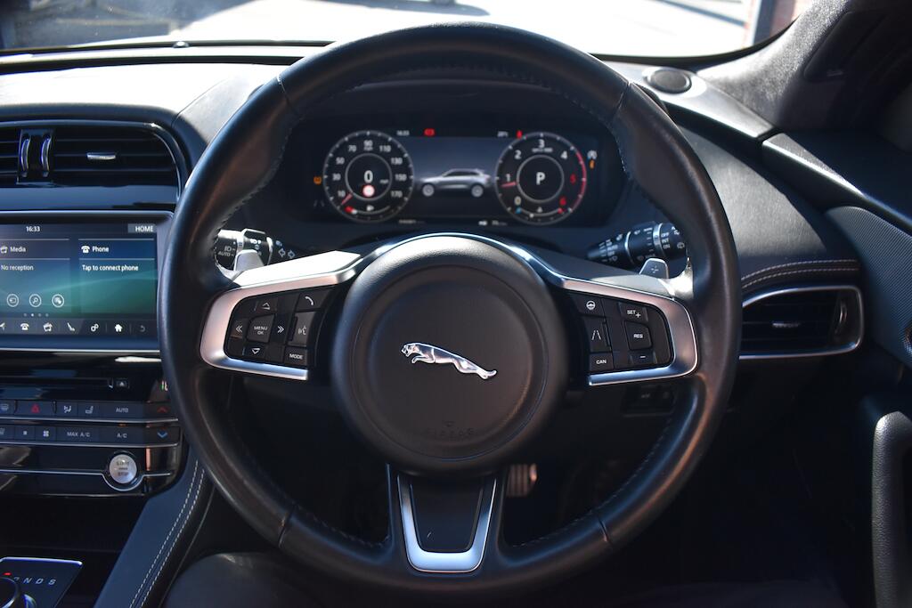 Jaguar F-Pace view 51