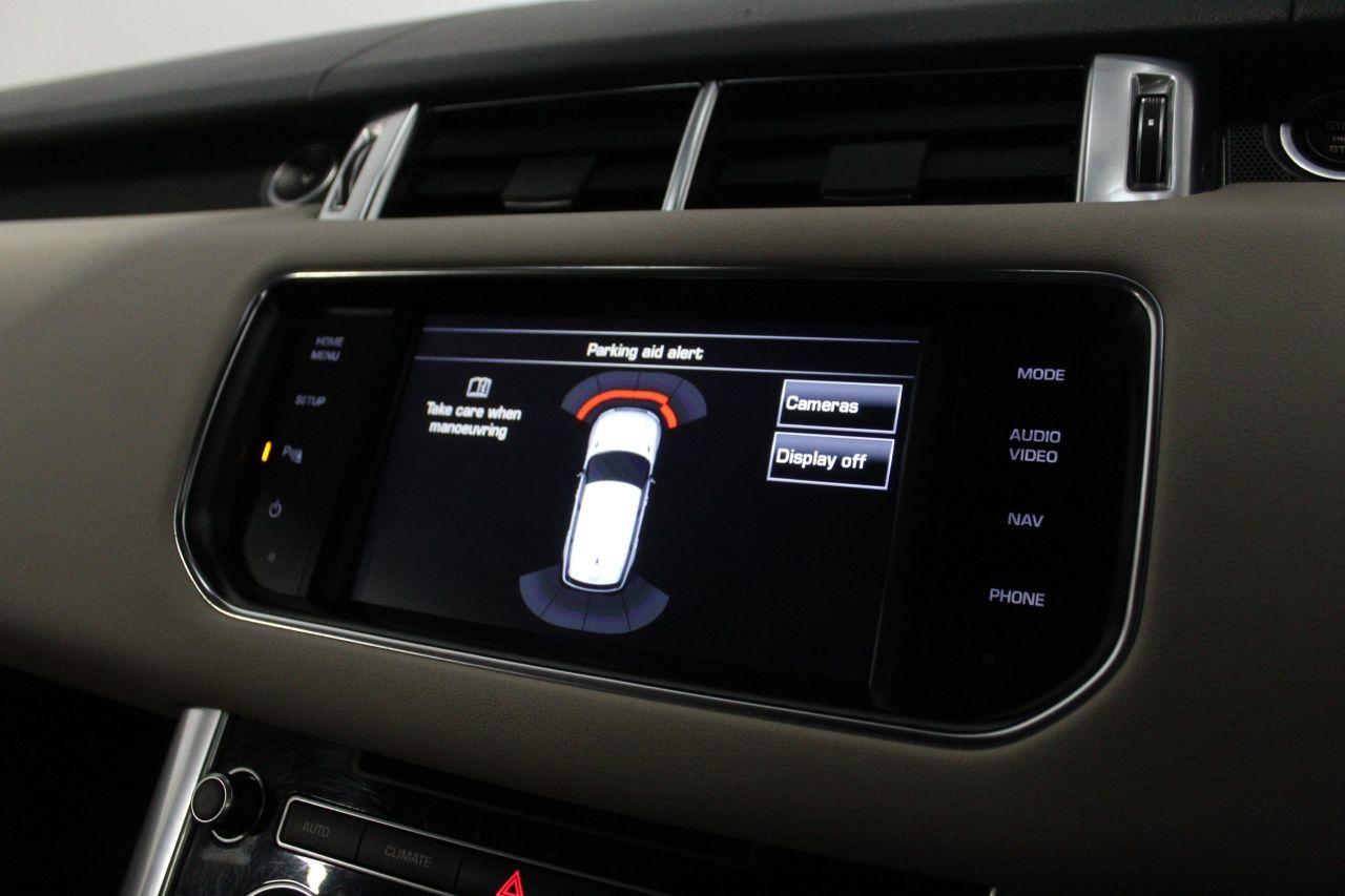 Land Rover Range Rover Sport view 27