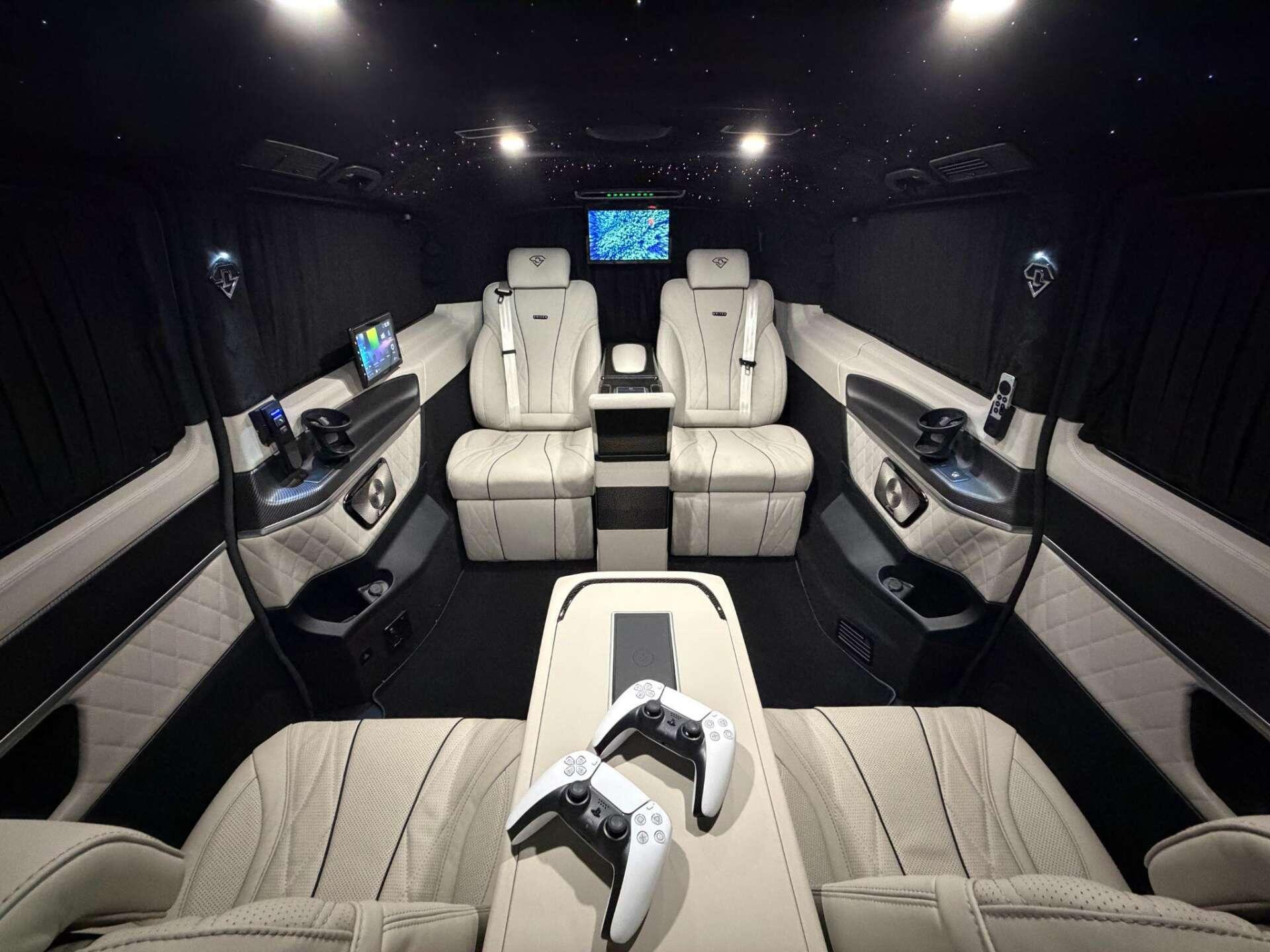 Mercedes-Benz V Class view 5