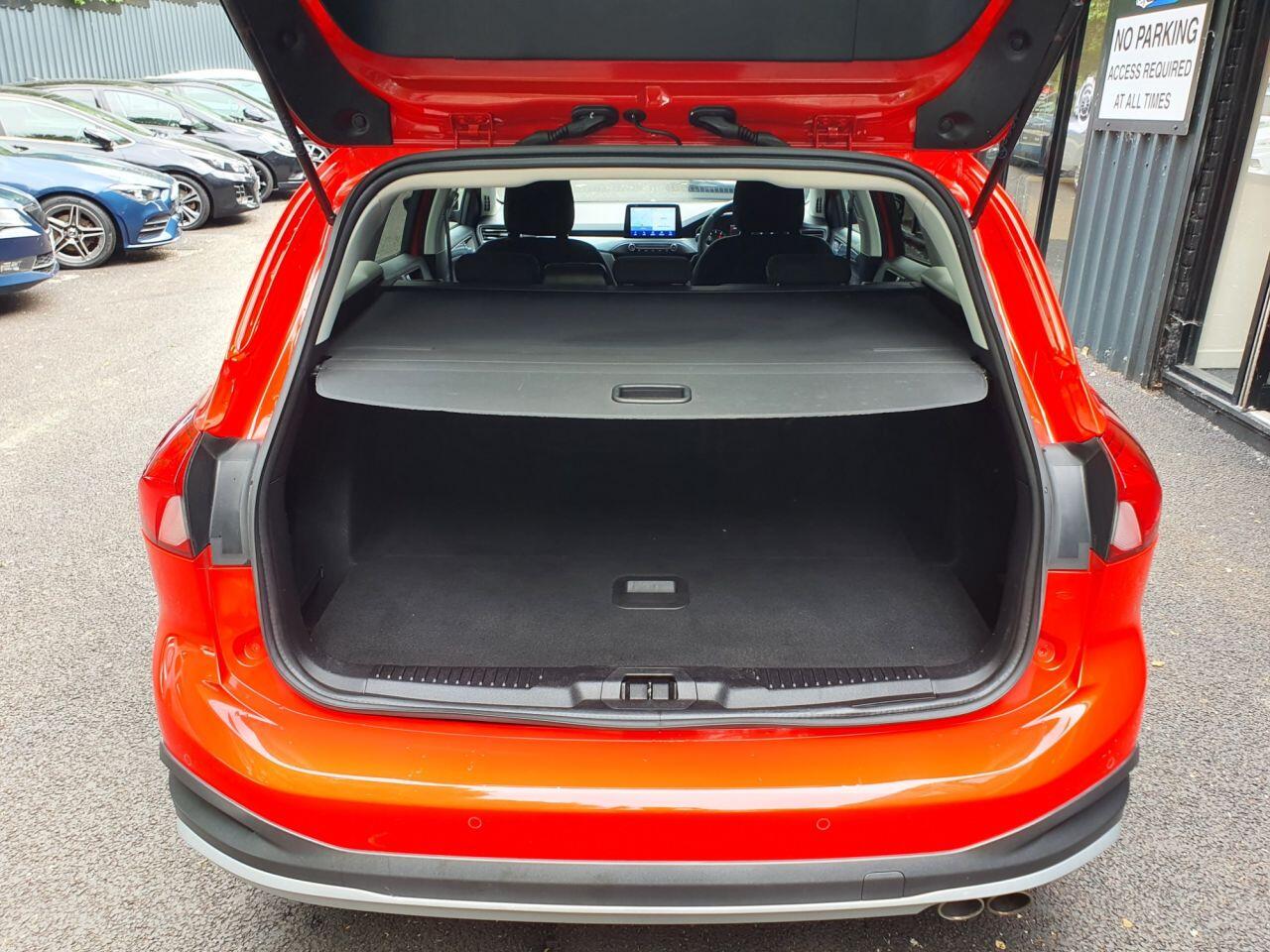 Ford Focus view 21