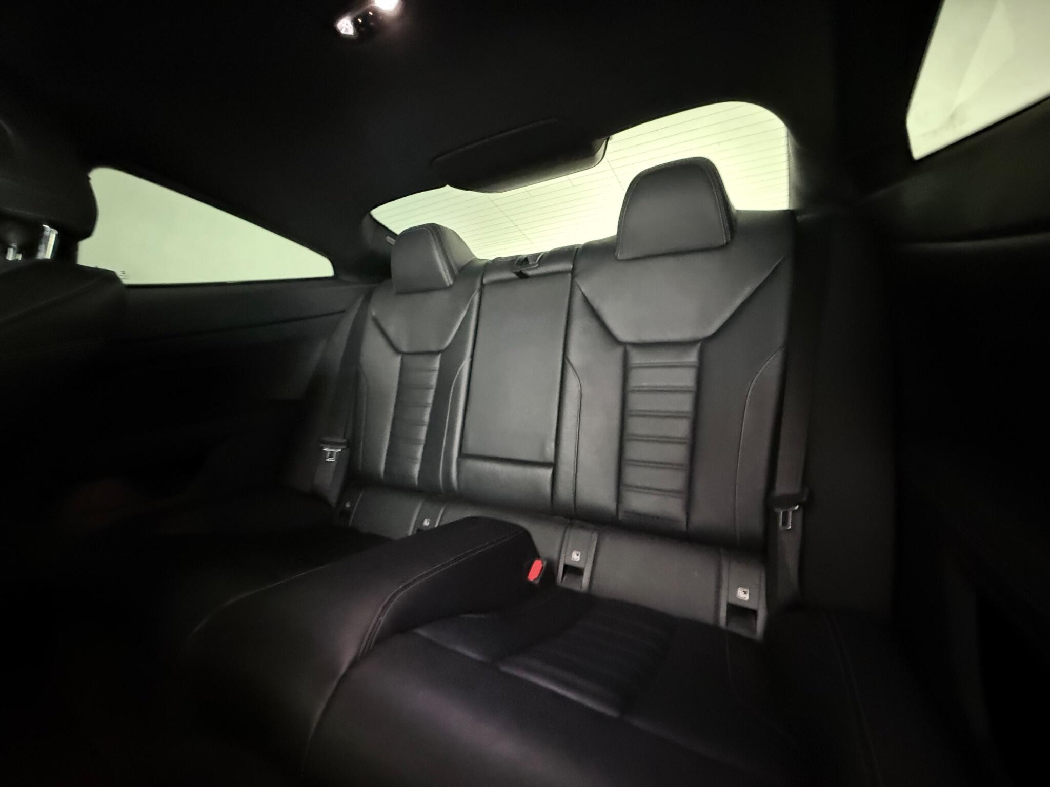 BMW 4 Series view 31