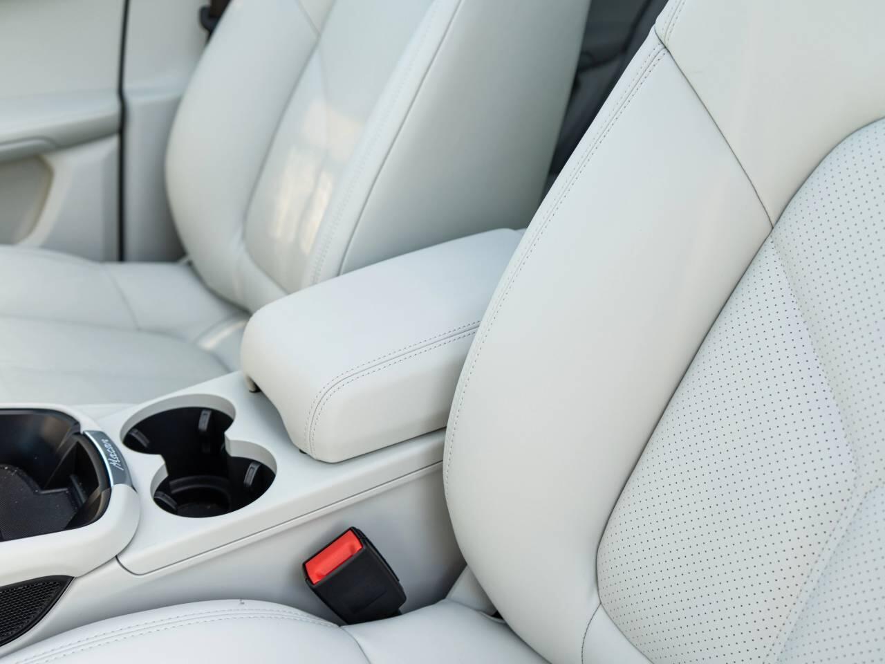 Porsche Macan view 40