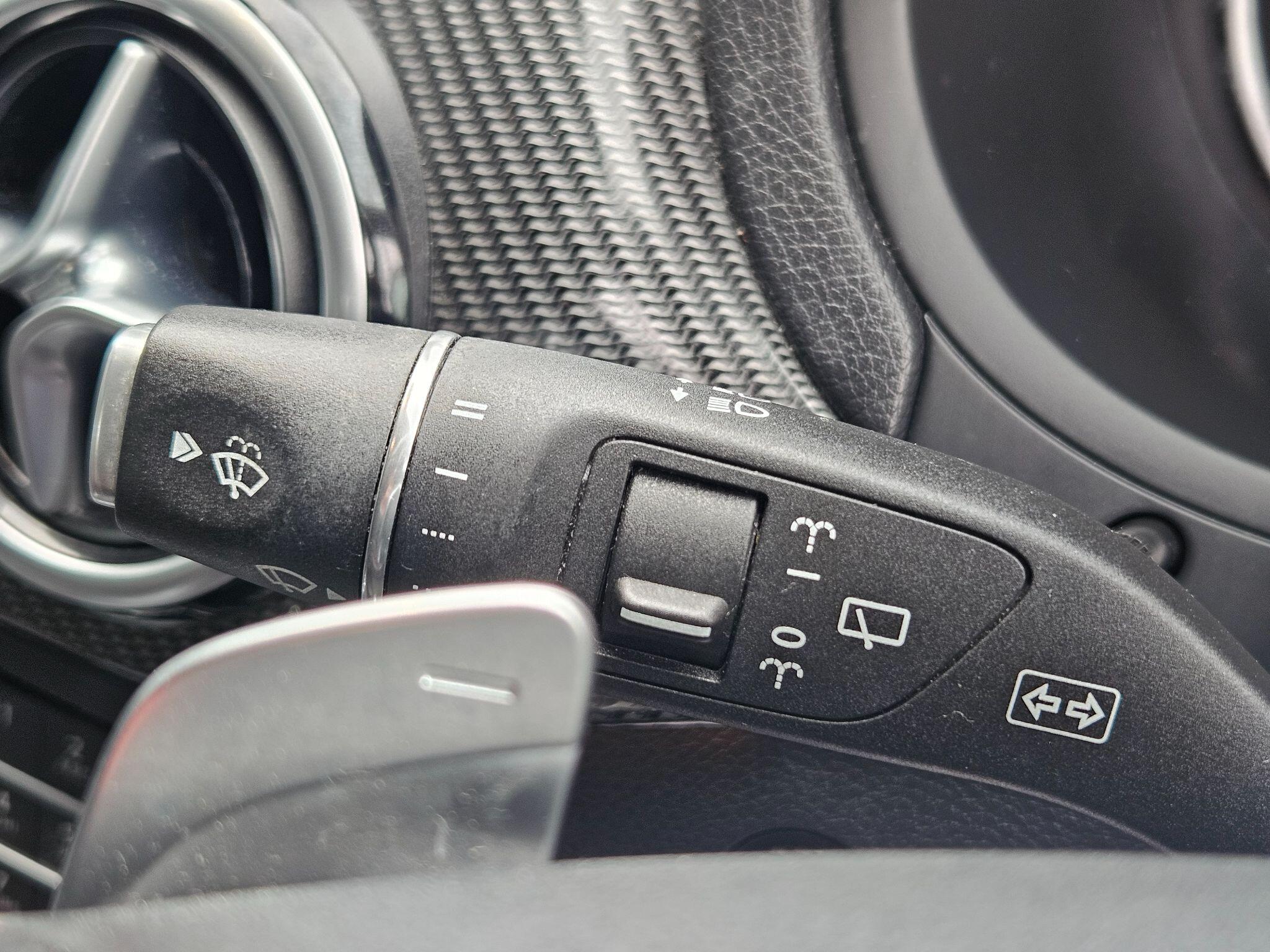2018 Mercedes-Benz B Class image 37