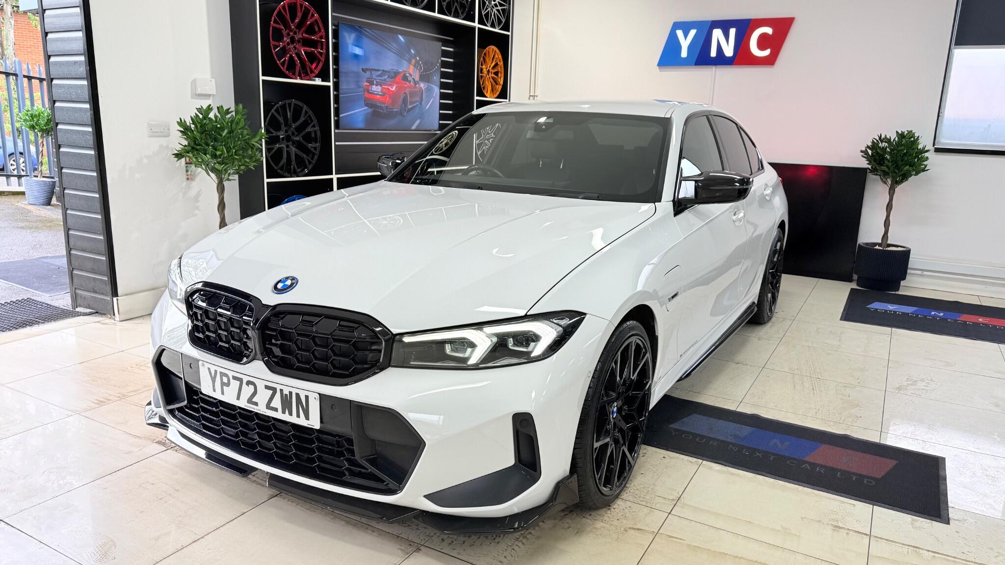BMW 3 Series view 56