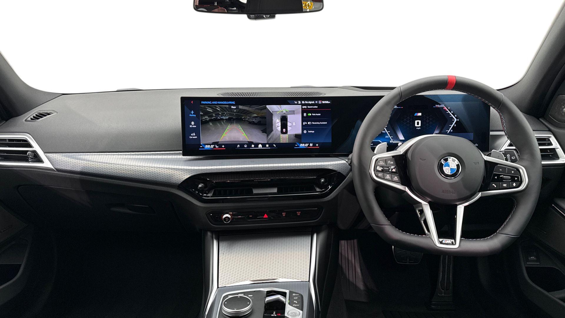 BMW 3 Series view 4