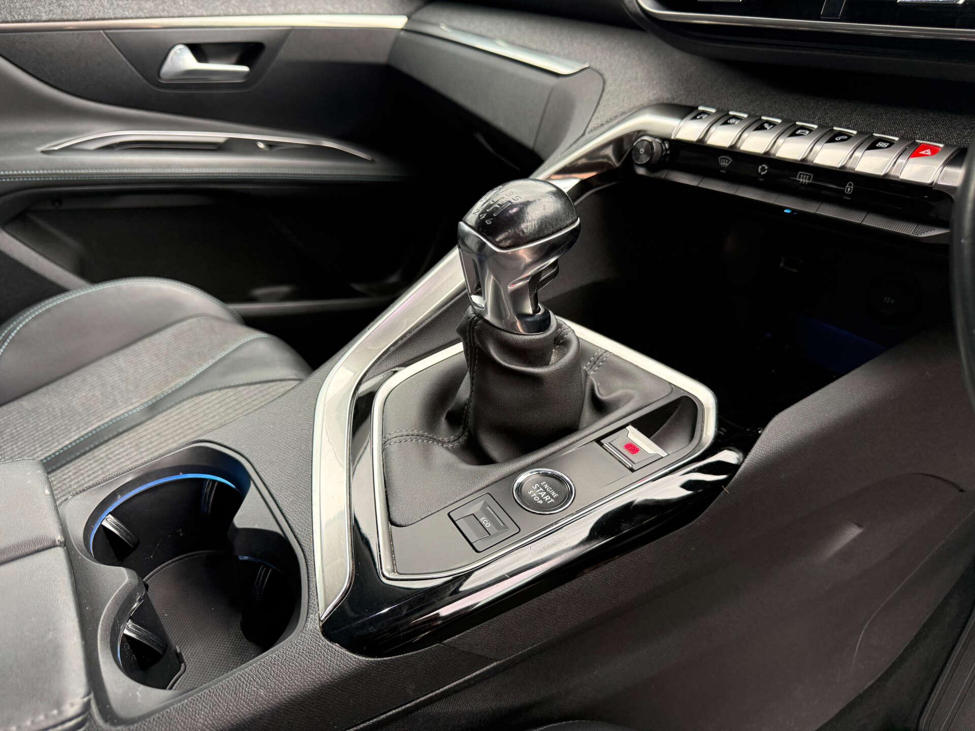 Peugeot 3008 view 39