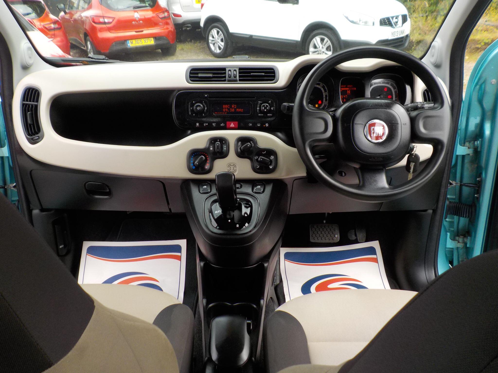 Fiat Panda 0.9 TwinAir Easy Dualogic Euro 6 (s/s) 5dr