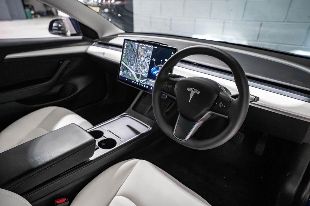 Tesla Model 3 view 10