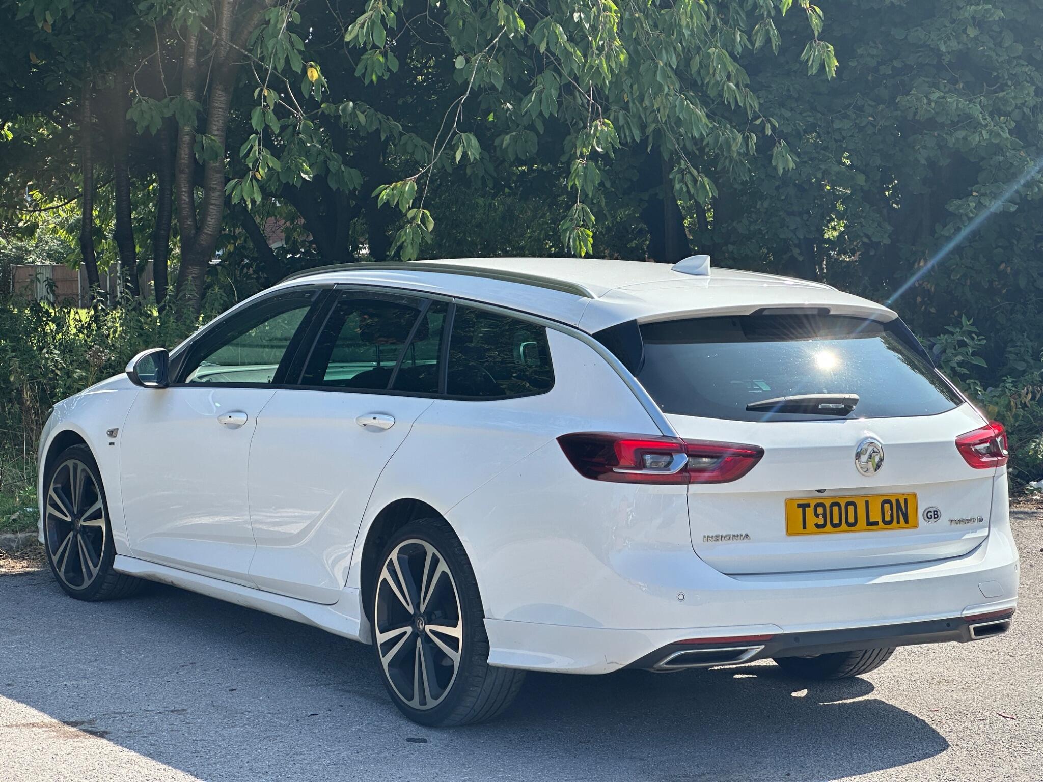 Vauxhall Insignia view 8