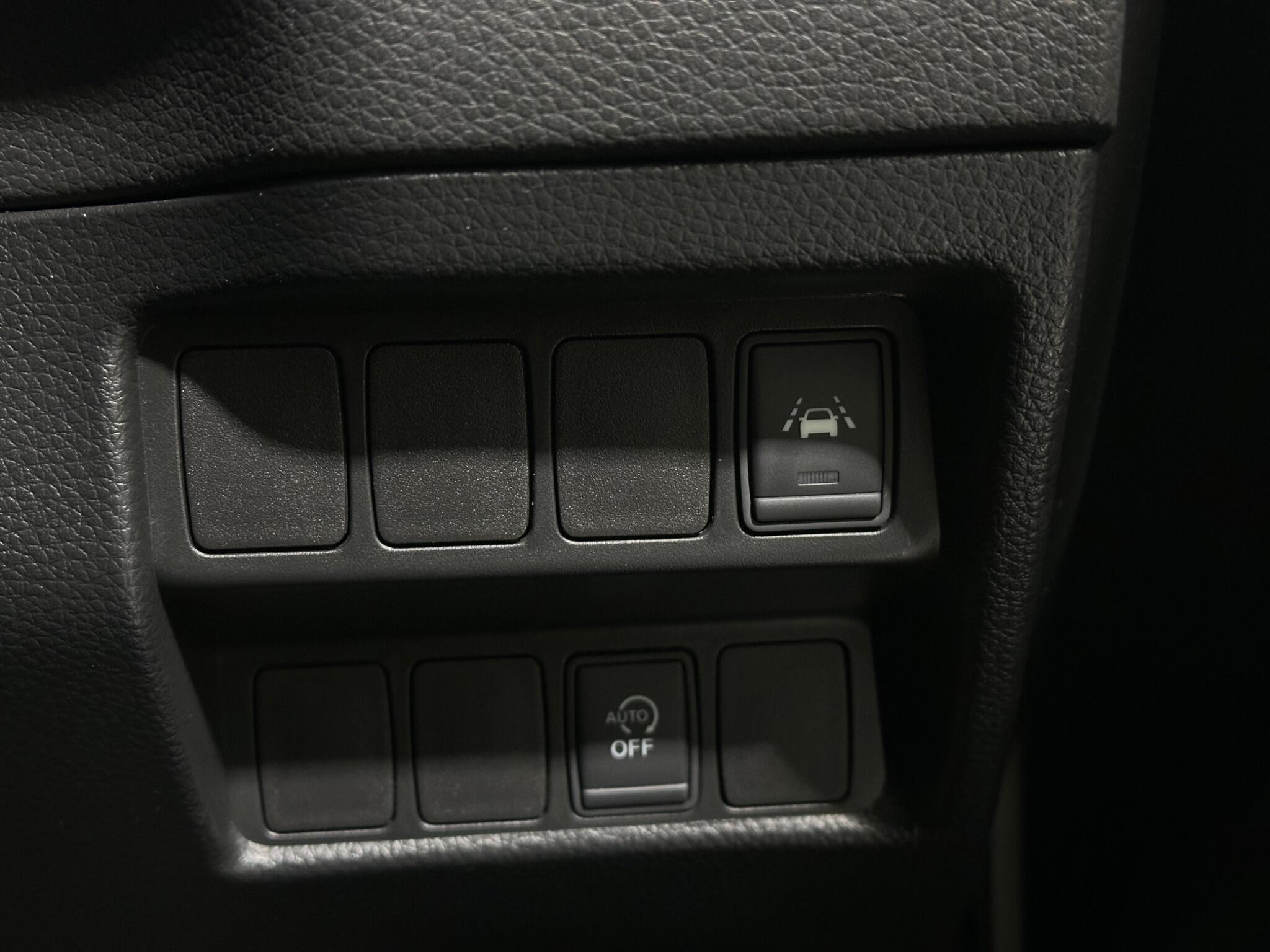 Nissan Qashqai view 18