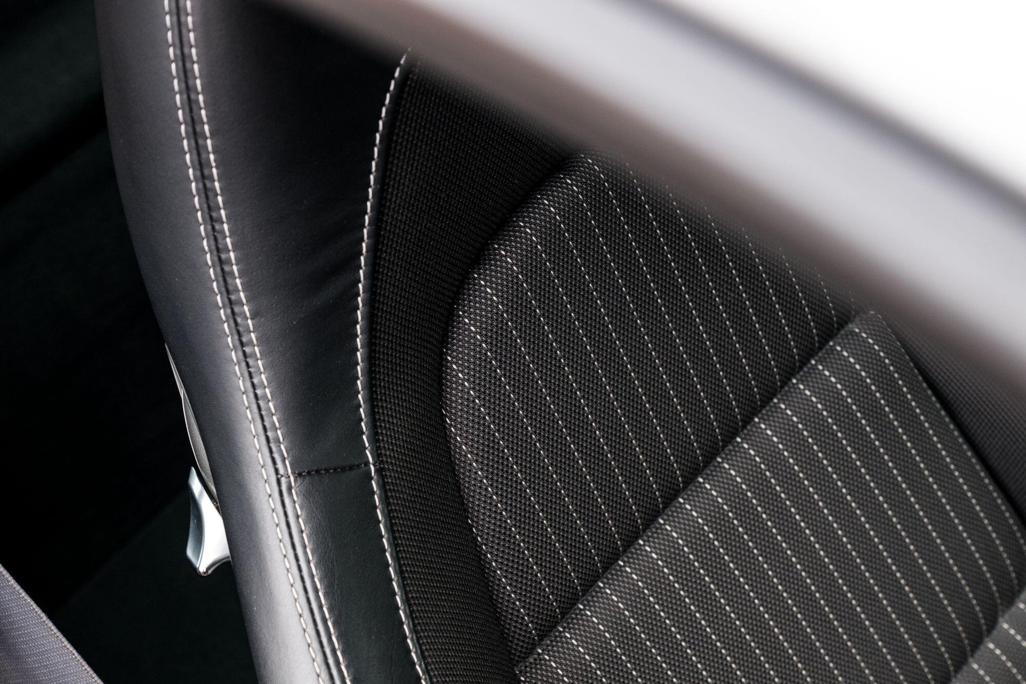 Porsche 911 view 36