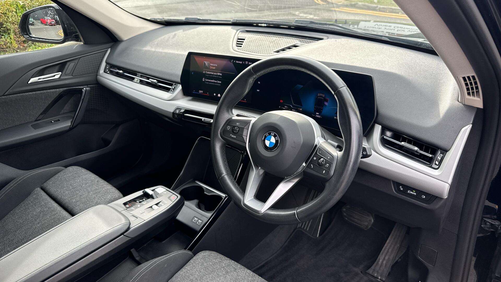 BMW X1 view 6