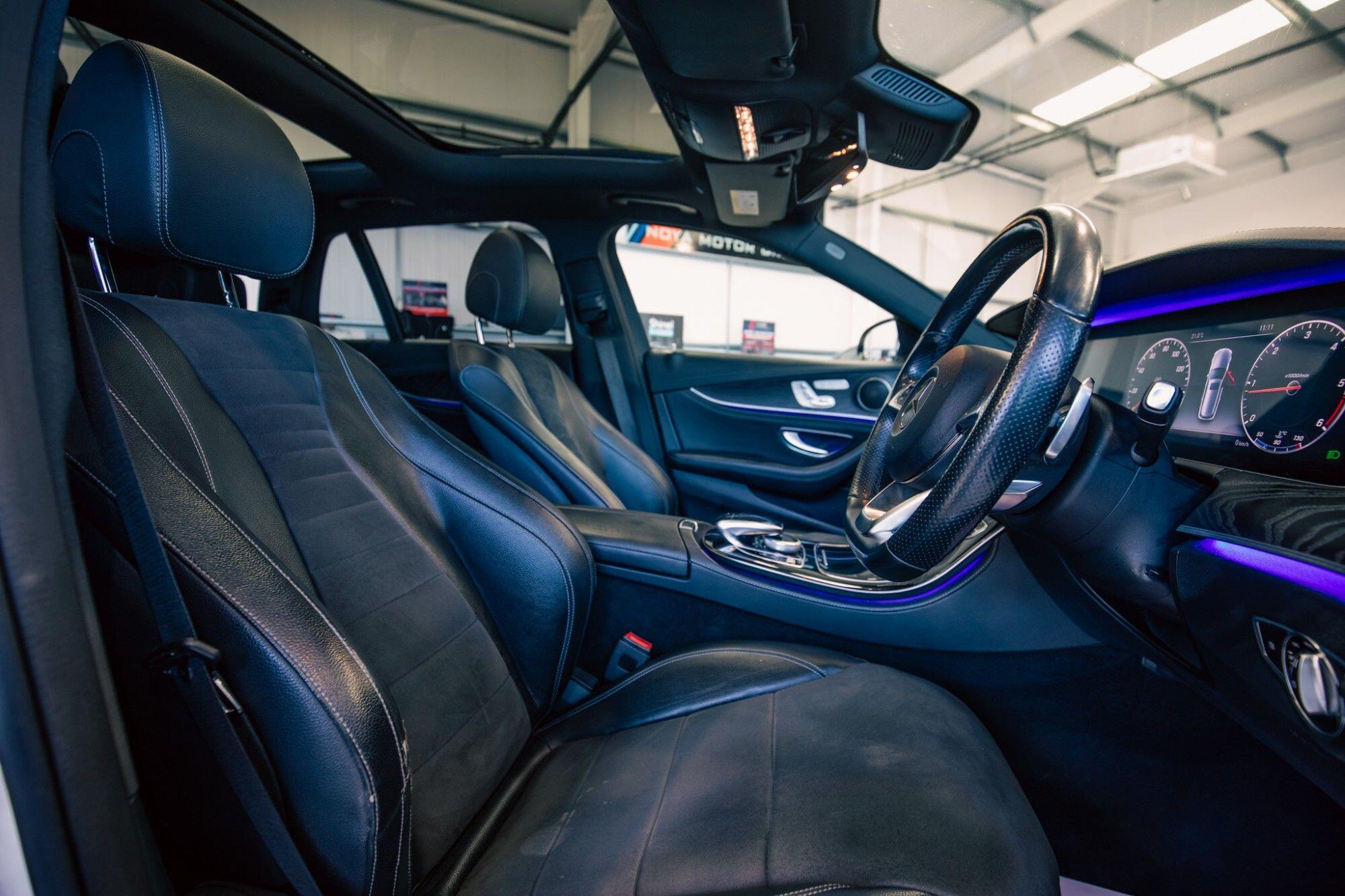 Mercedes-Benz E-Class view 3