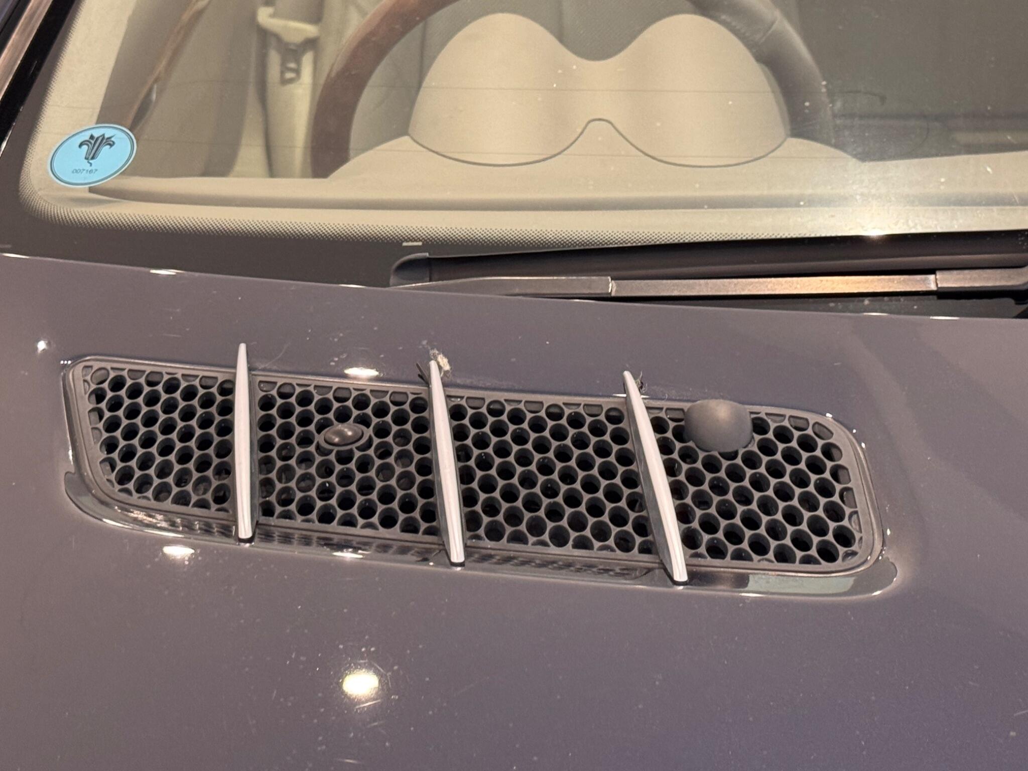 Mercedes-Benz SL view 29