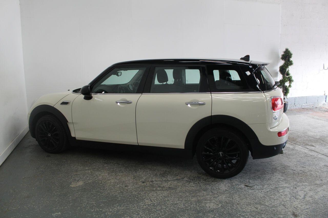 MINI Clubman view 10