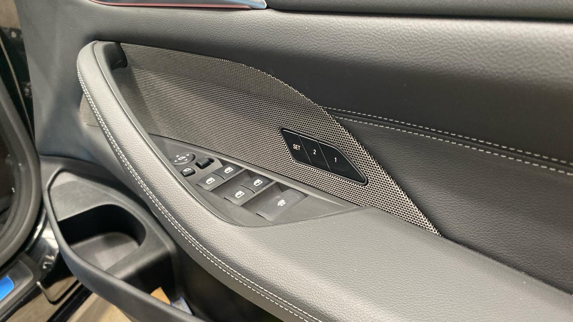 BMW 4 Series view 27