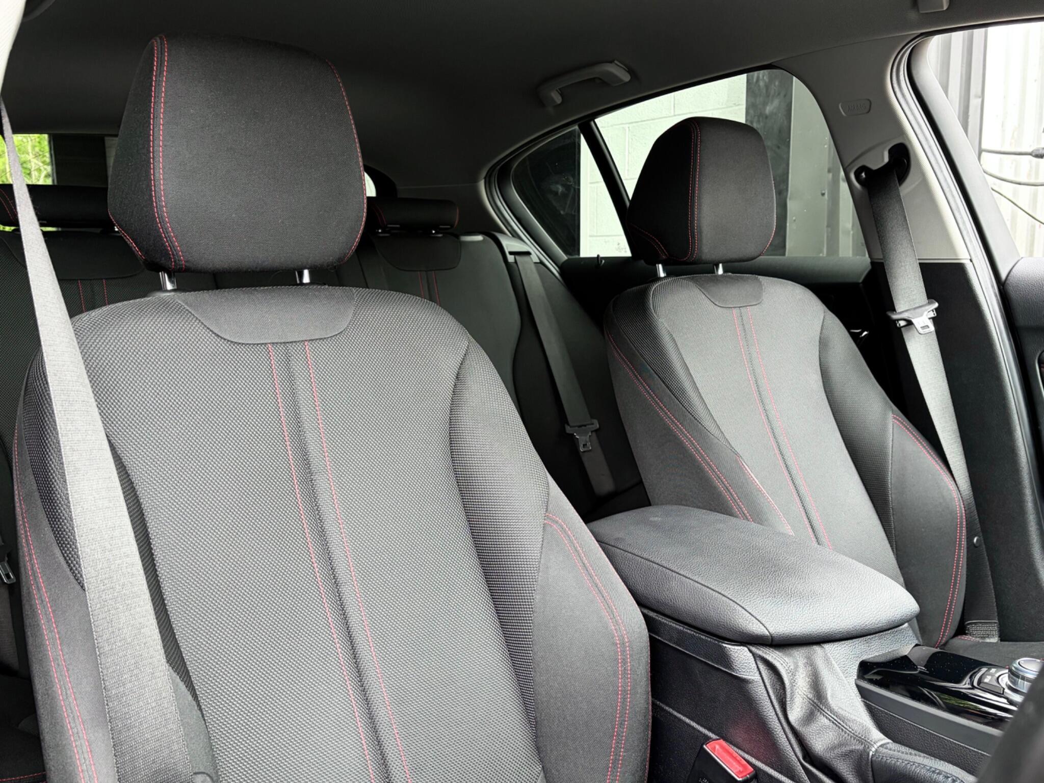 BMW 1 Series view 34