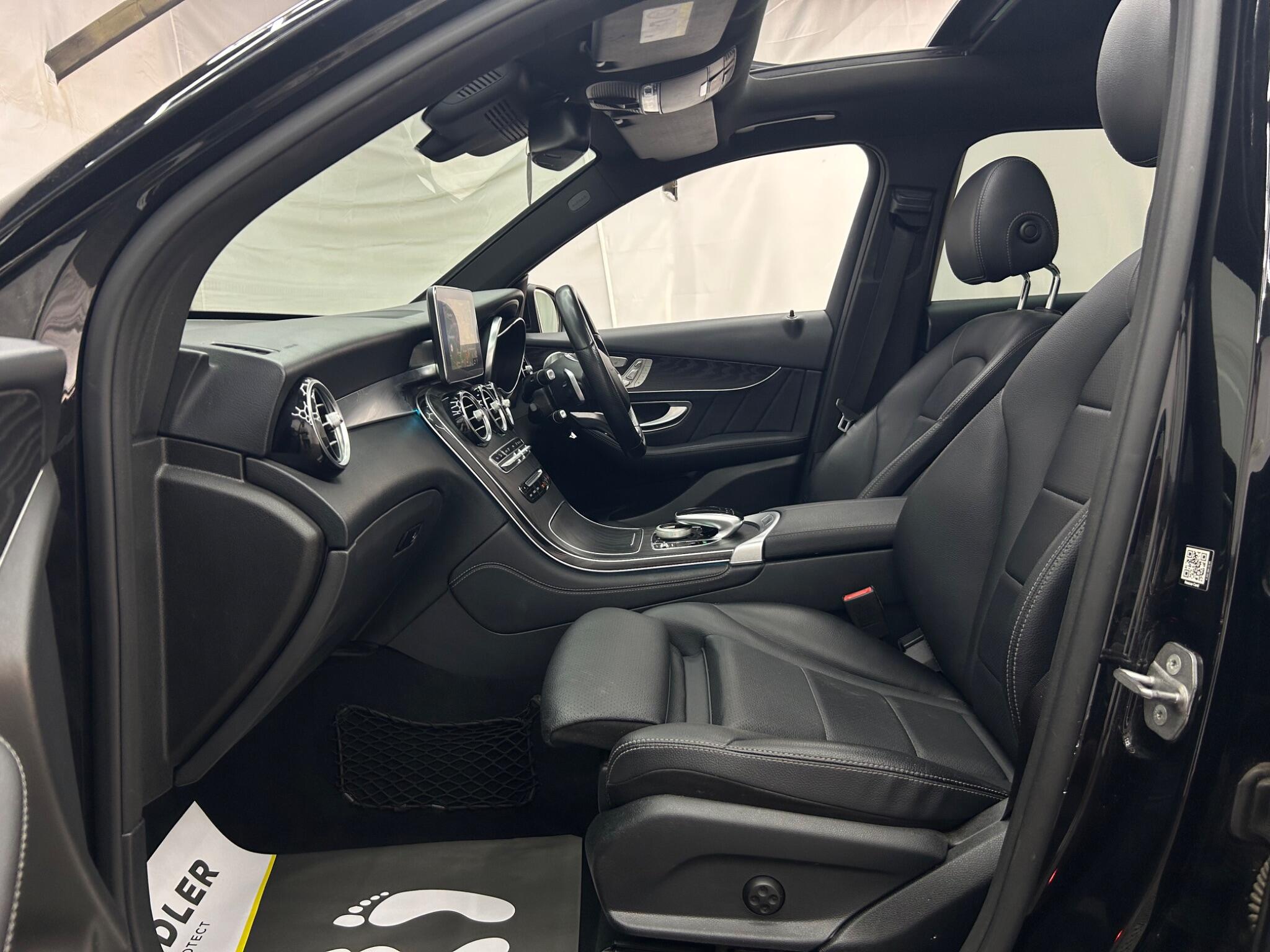 Mercedes-Benz GLC view 49